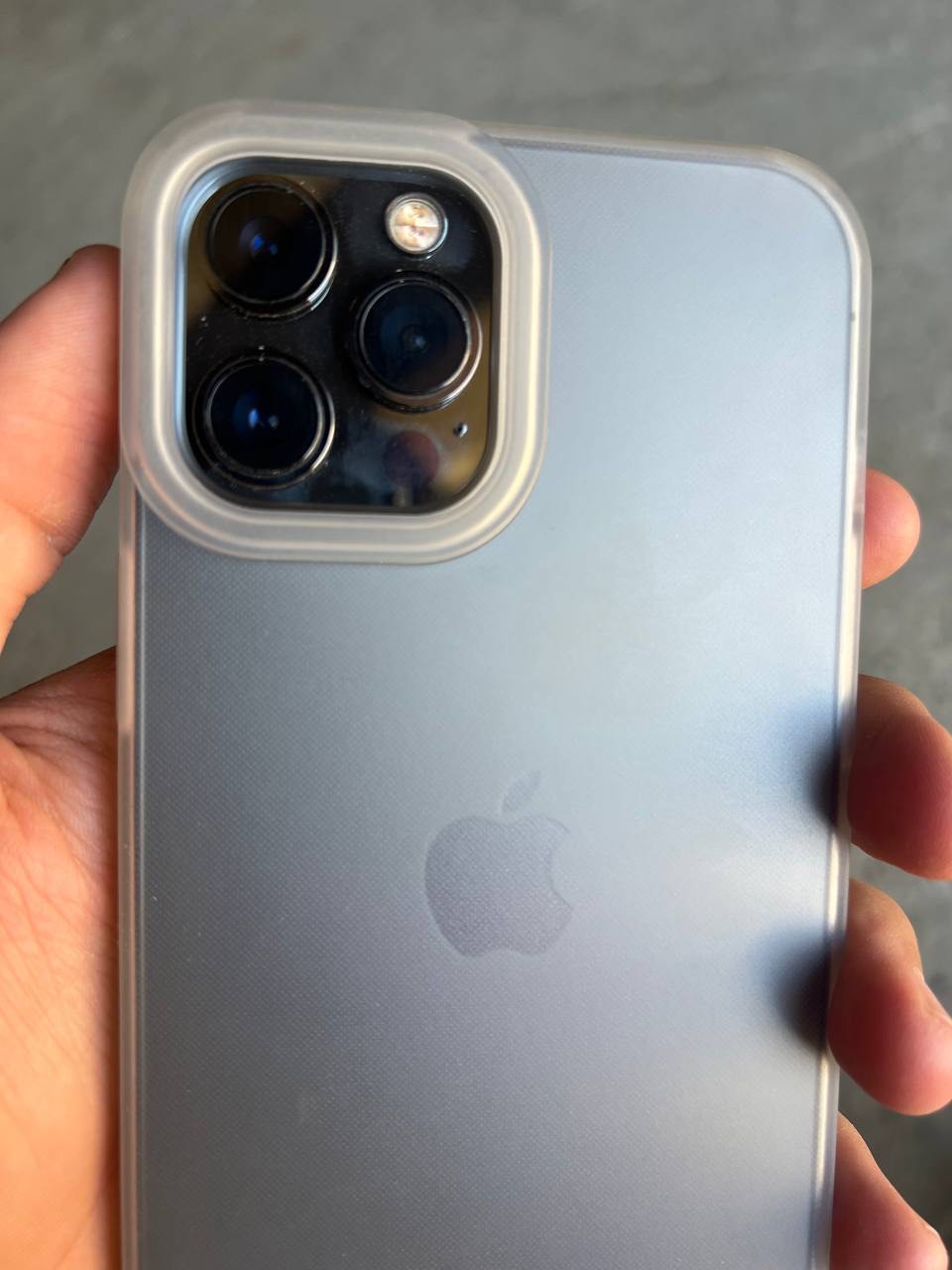 Матовый прозрачный чехол на iPhone X, 11, 12, 13, 14, 15, 16, 17 Pro, Pro Max