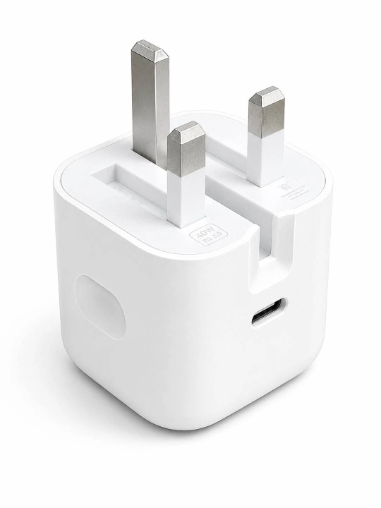 Apple 40W USB-C зарядное устройство для iPhone 15 / 16 / 17 / 18, EU-переходник в подарок