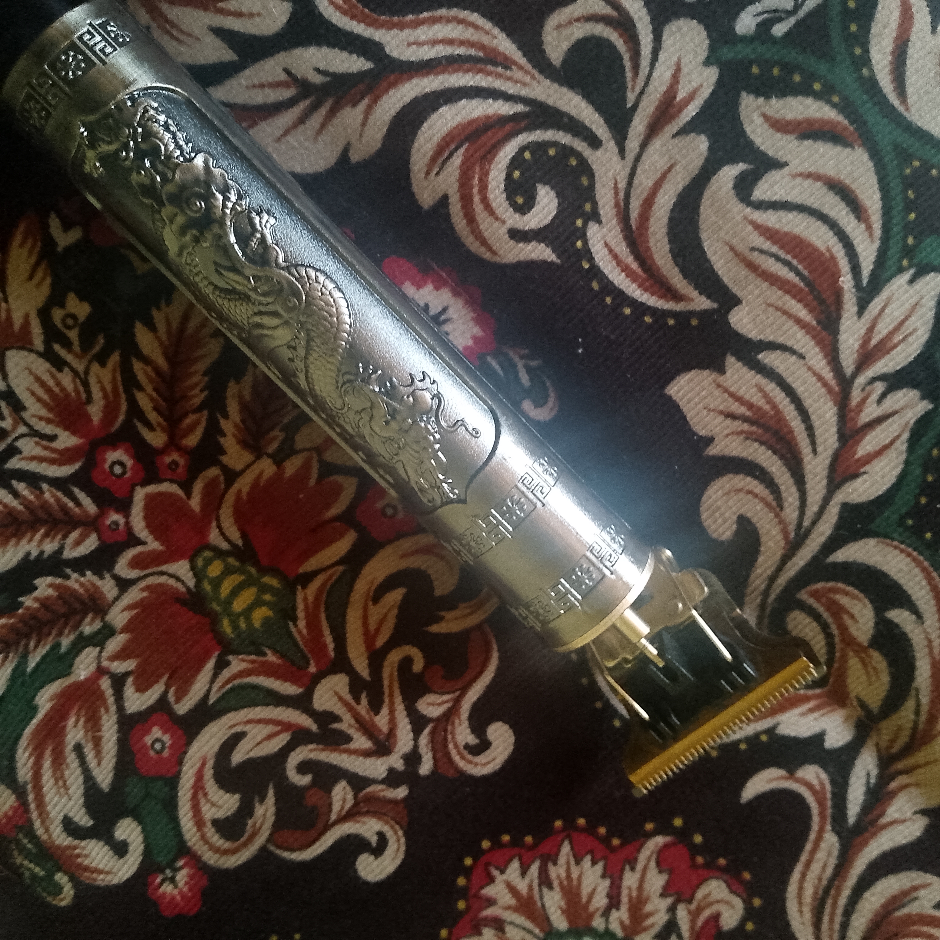 Trimmer, soch va soqol oladigan mashinka, Vintage T9