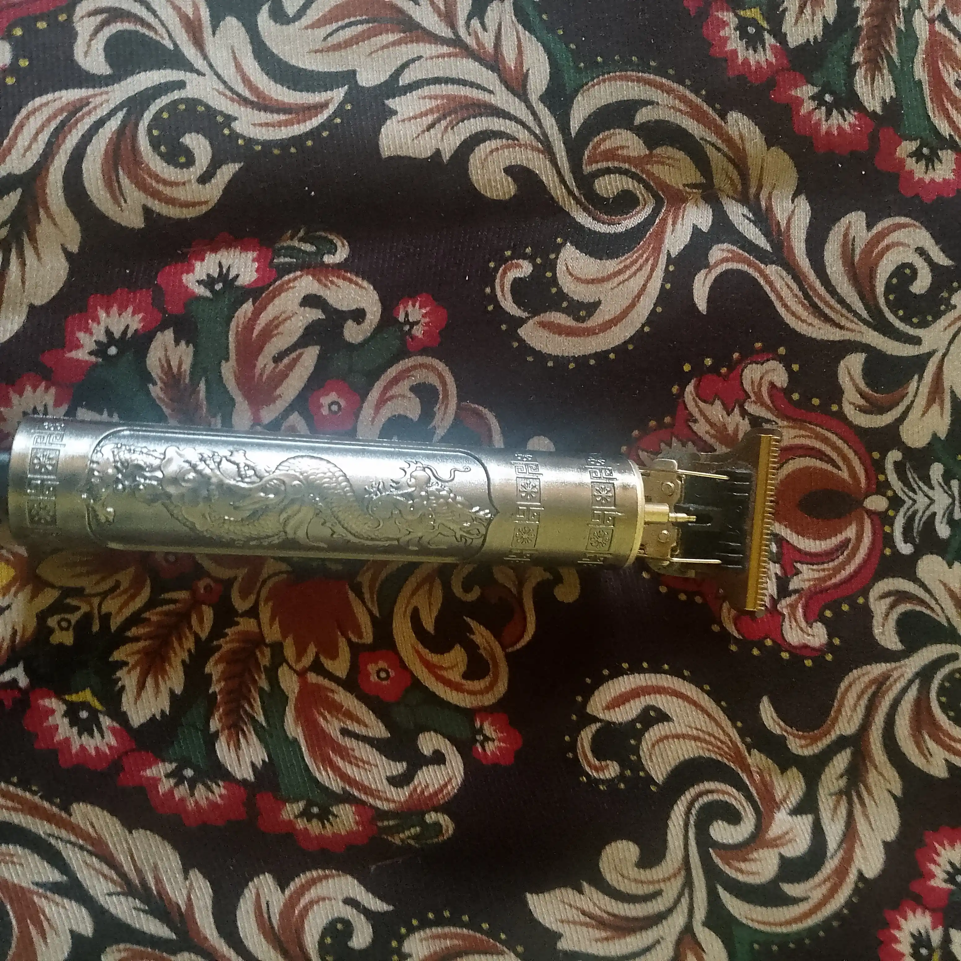 Trimmer, soch va soqol oladigan mashinka, Vintage T9