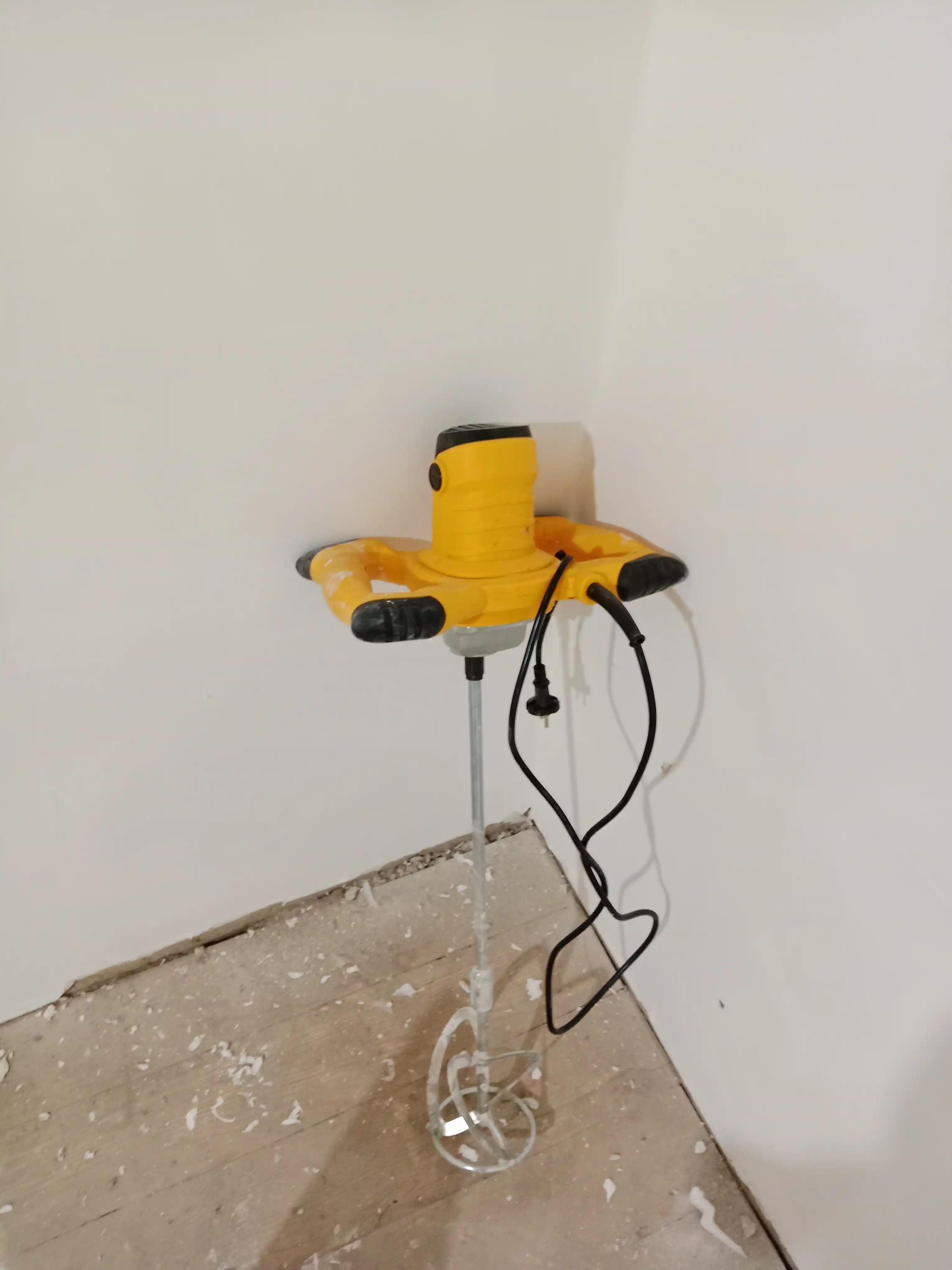 Qurilish elektr mikser, quvvati 2600 Vt, 6 tezlikda - ikki dastali