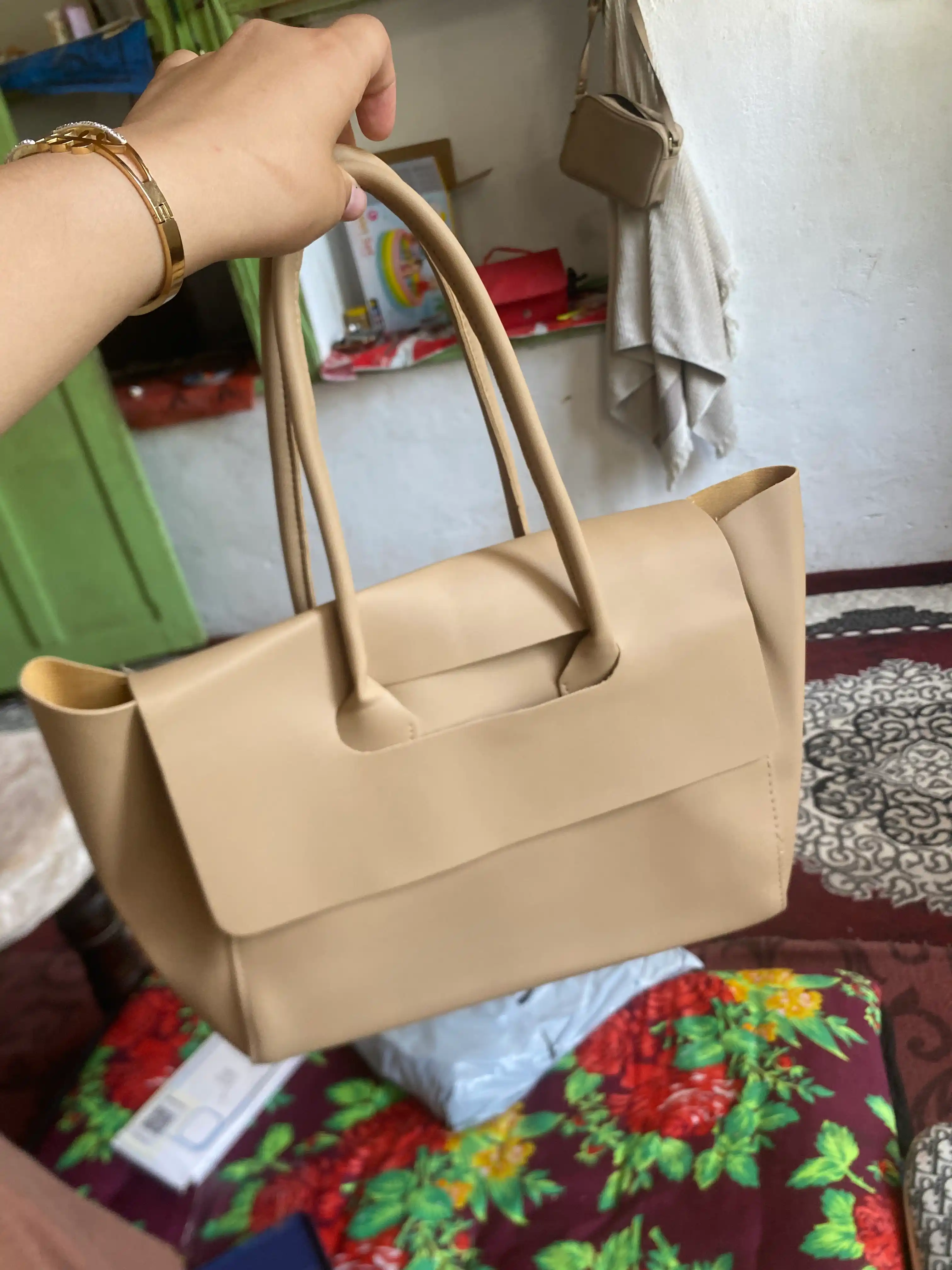 Ayollar sumkasi, shopper, A4 formatda, Tout