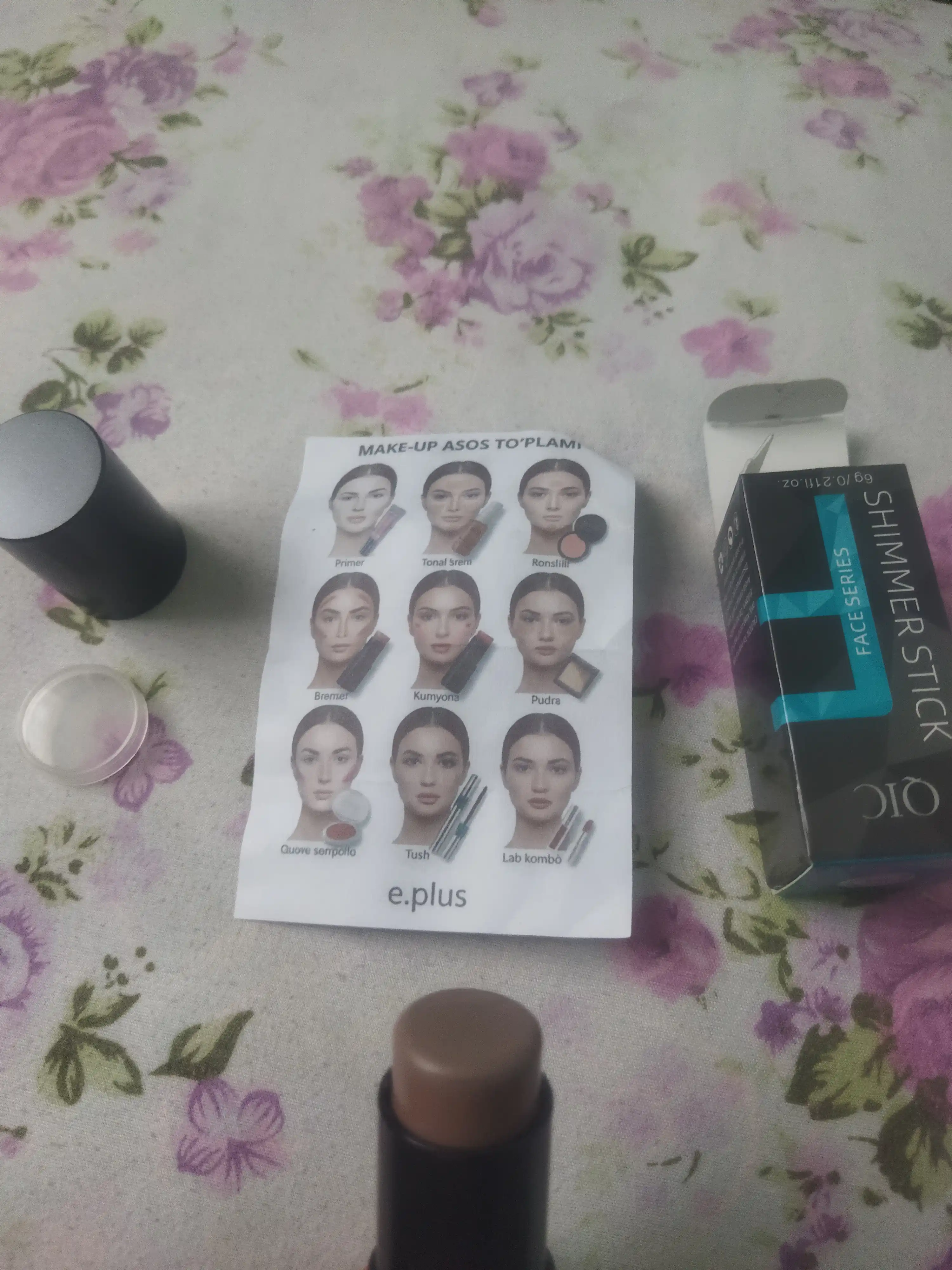 Контуринг стик QIC Shimmer Stick кремовый консилер бронзер хайлайтер 3в1 набор для лица