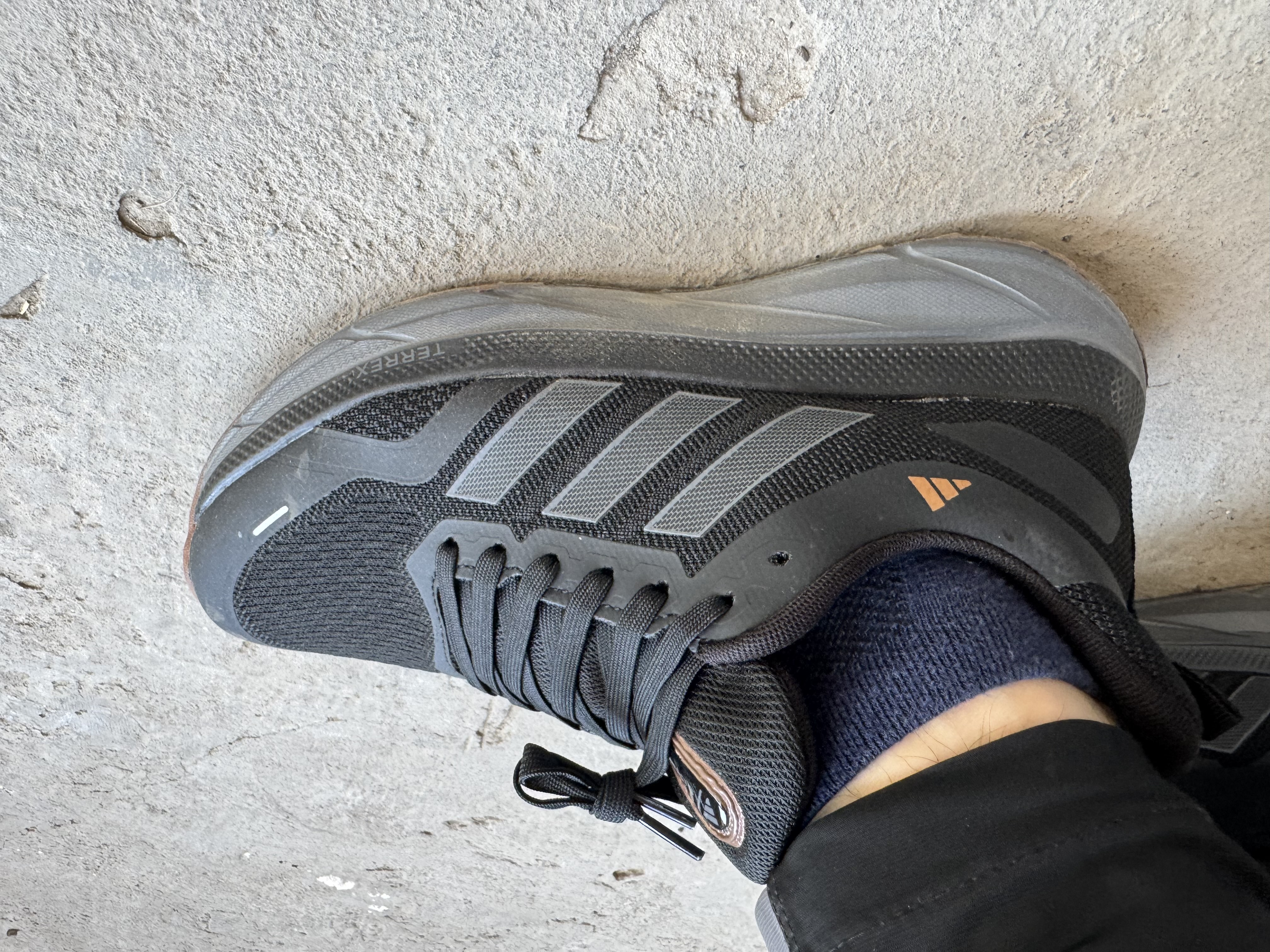 Кроссовки Adidas, весенне-летние, спортивные и повседневные мужские кроссовки