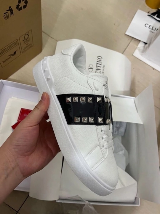 Кроссовки Valentino Garavani для девочек и женщин, размеры 36–40