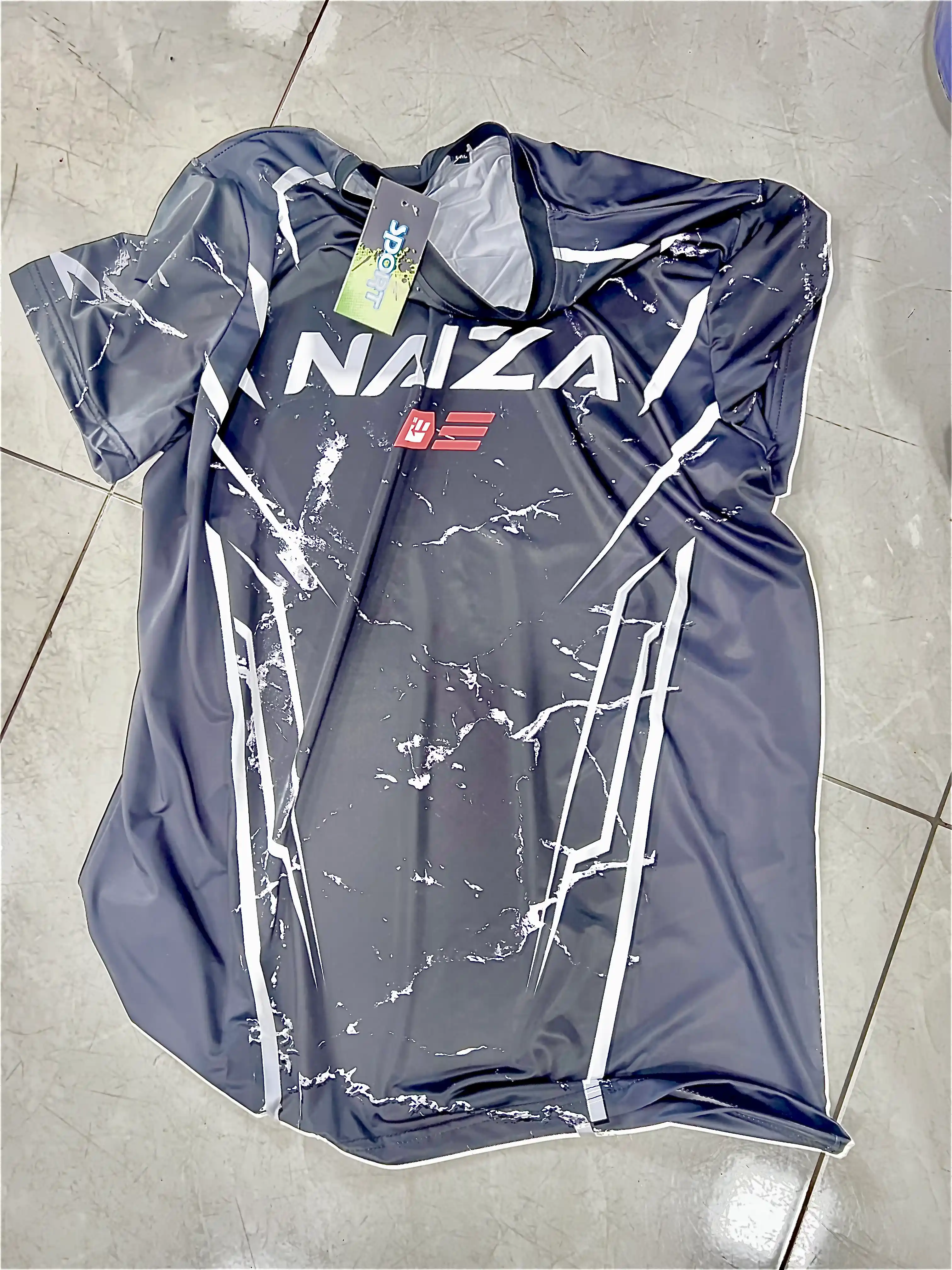 NAIZA sport to‘plami, futbolka va shortik MMA, fitnes va treninglar uchun