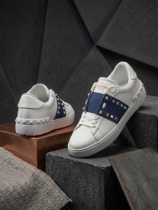 Кроссовки Valentino Garavani для девочек и женщин, размеры 36–40