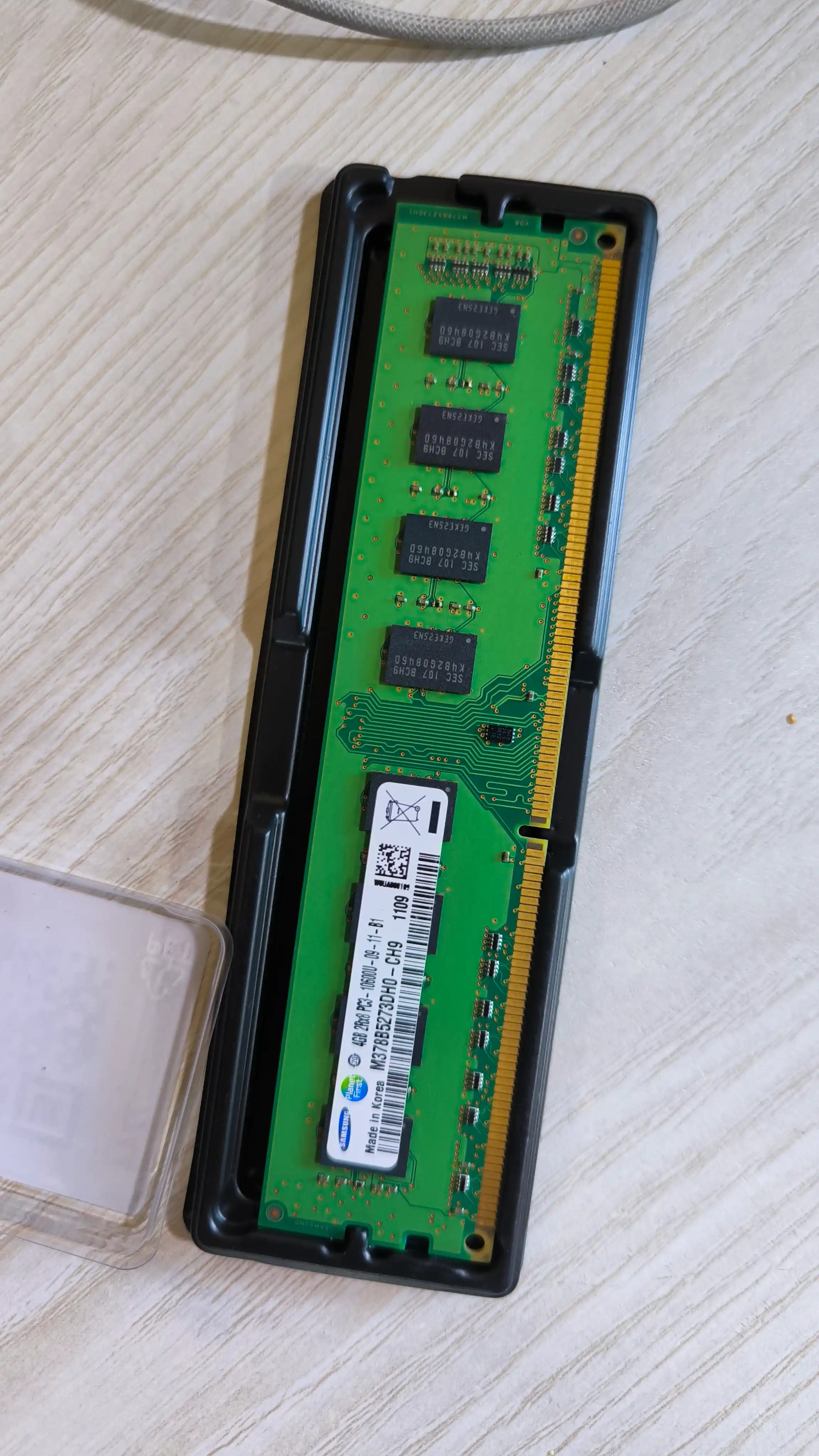 Operativ xotira Samsung, DDR3 4 GB, 8 GB, 1333 MHz - 1600 MHz
