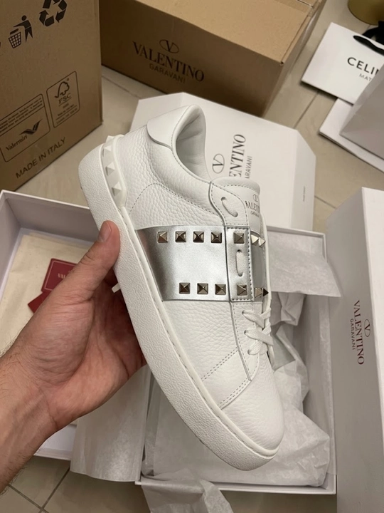 Кроссовки Valentino Garavani для девочек и женщин, размеры 36–40