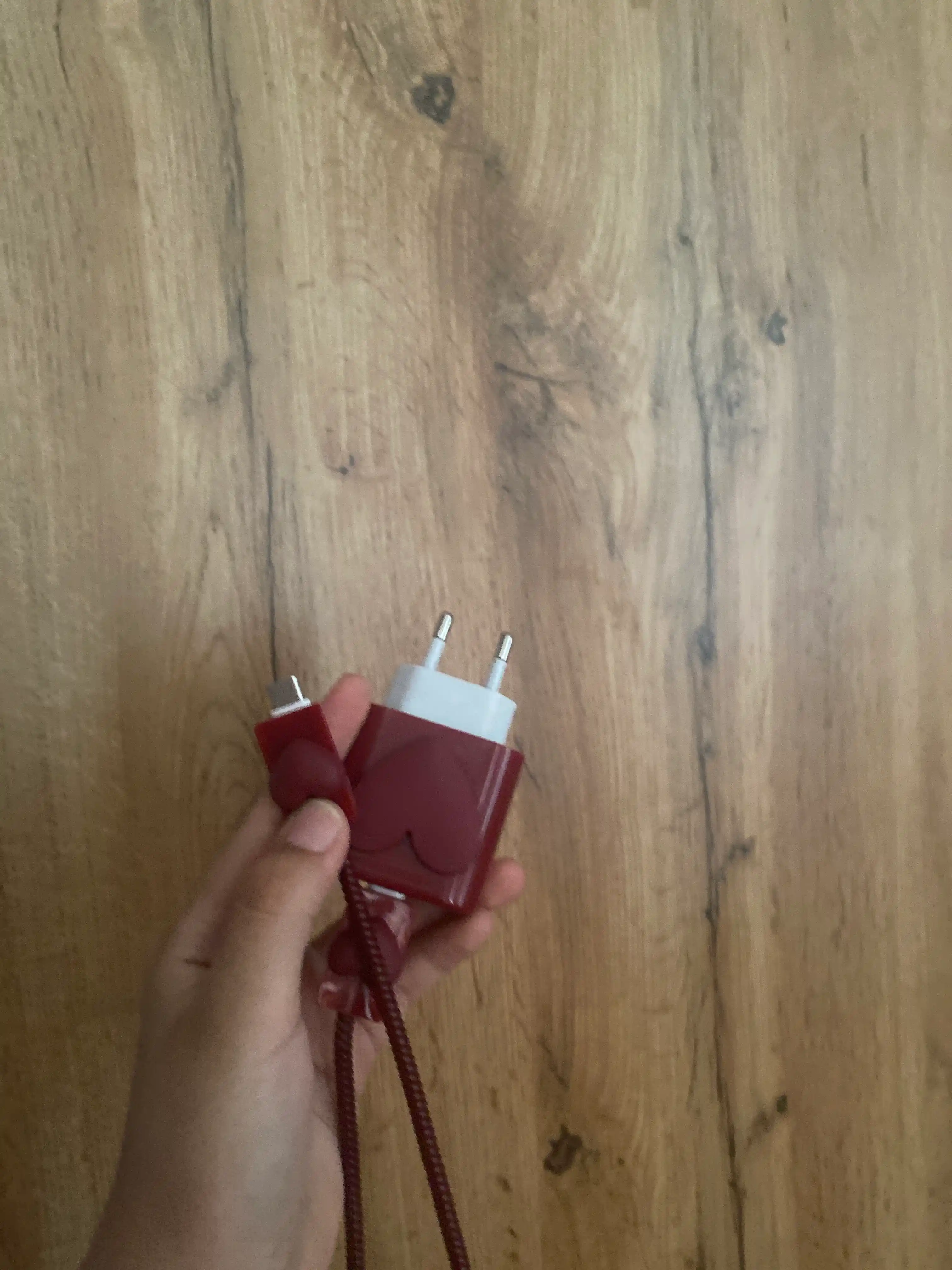 Zaryadchik chexol, iPhone zaryadka uchun g'ilof 18 Vt, 20 Vt