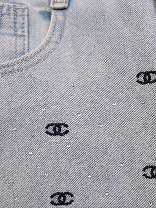 Ayollar uchun keng va to‘g‘ri bichimdagi truba jinsi shimlar, O‘lchamlari: S, M, L, XL