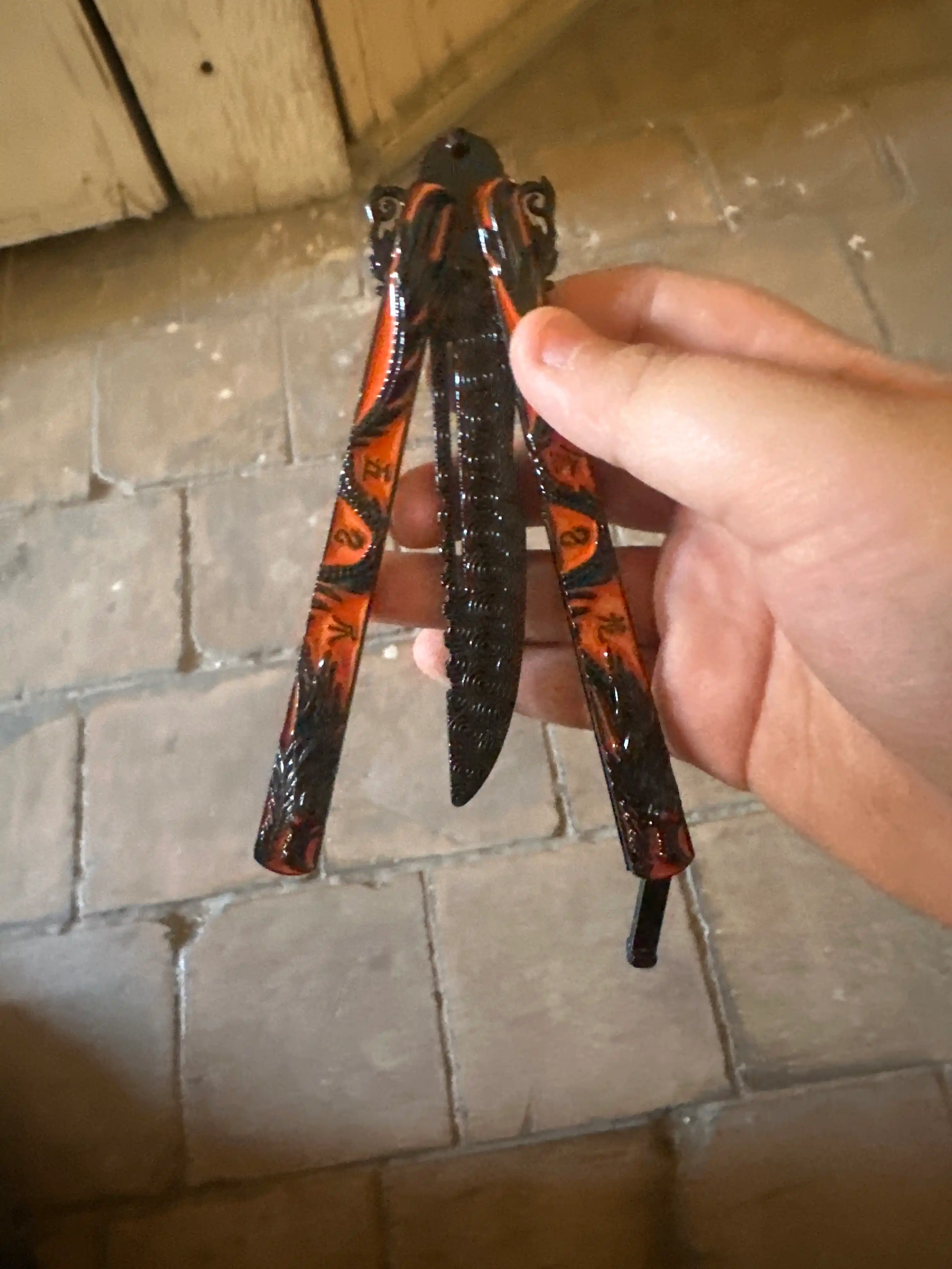Pichoq-kapalak, organish va mashq qilish uchun, balisong