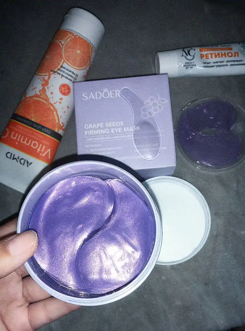 SADOER Grape Seeds Firming Eye Mask – Uzum Urug‘i Ekstrakti bilan Ko‘z Osti Patchlari, 60