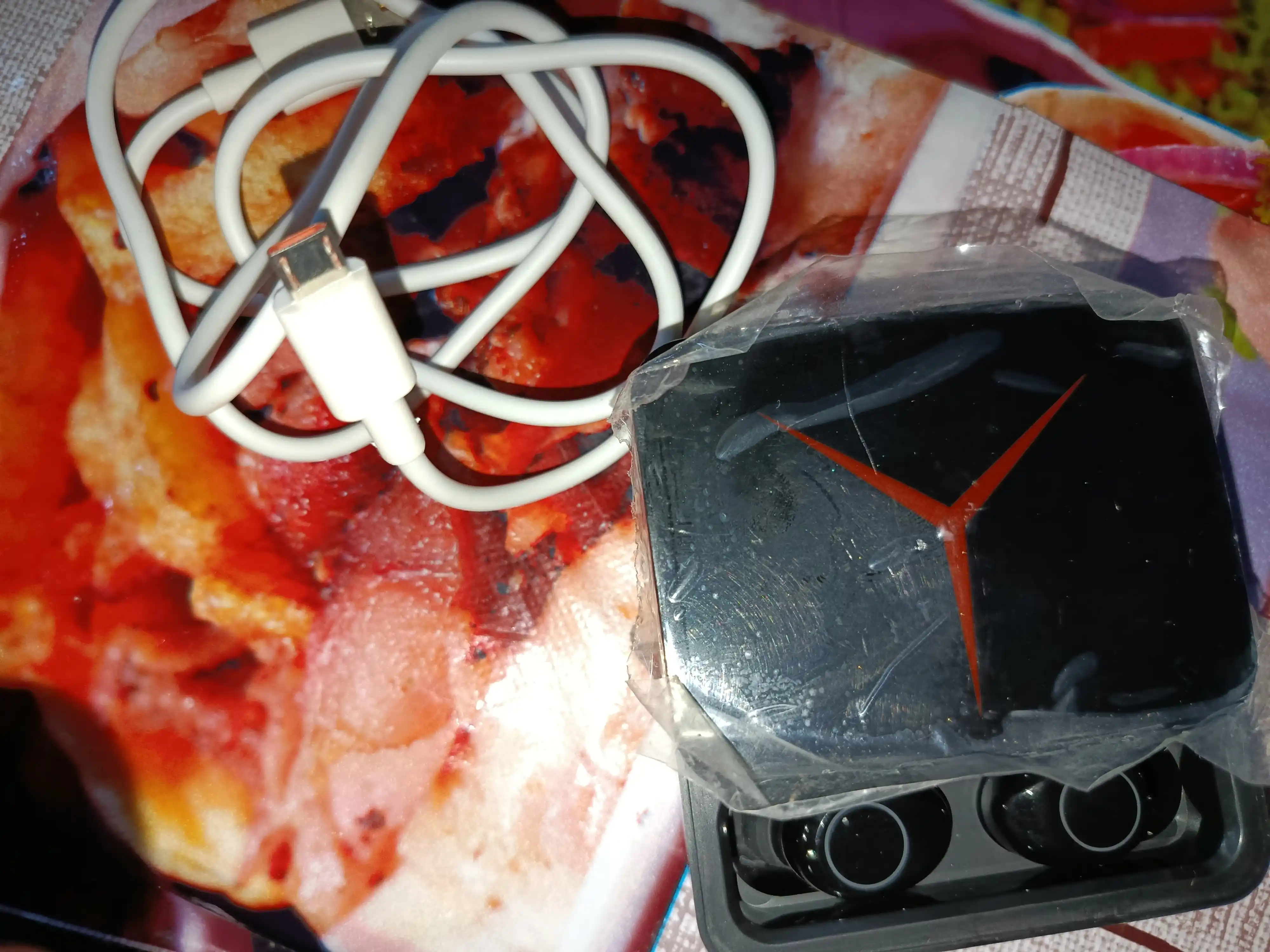 M10, M19, M88, M90 Powerbank 3500 mA/soat va Bluetooth 5.3 simsiz quloqchinlar