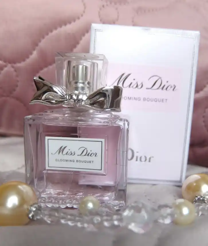 Xushbo'ylangan suv Miss Dior Blooming Bouquet, 100 ml