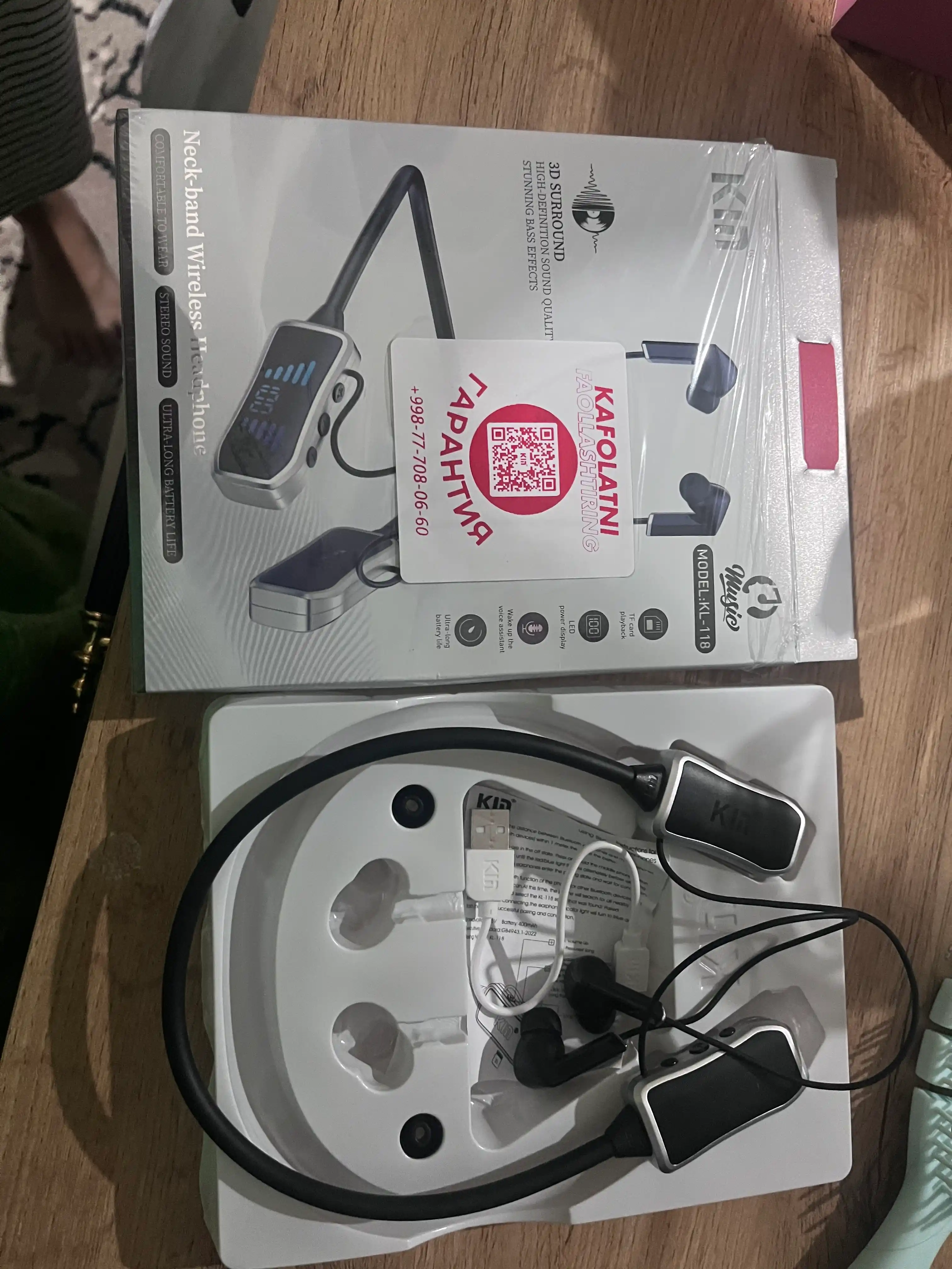 Simsiz quloqchin KIN KL50/118 Bluetooth 5.4, LED displey, 400 mAh batareya, TF-karta
