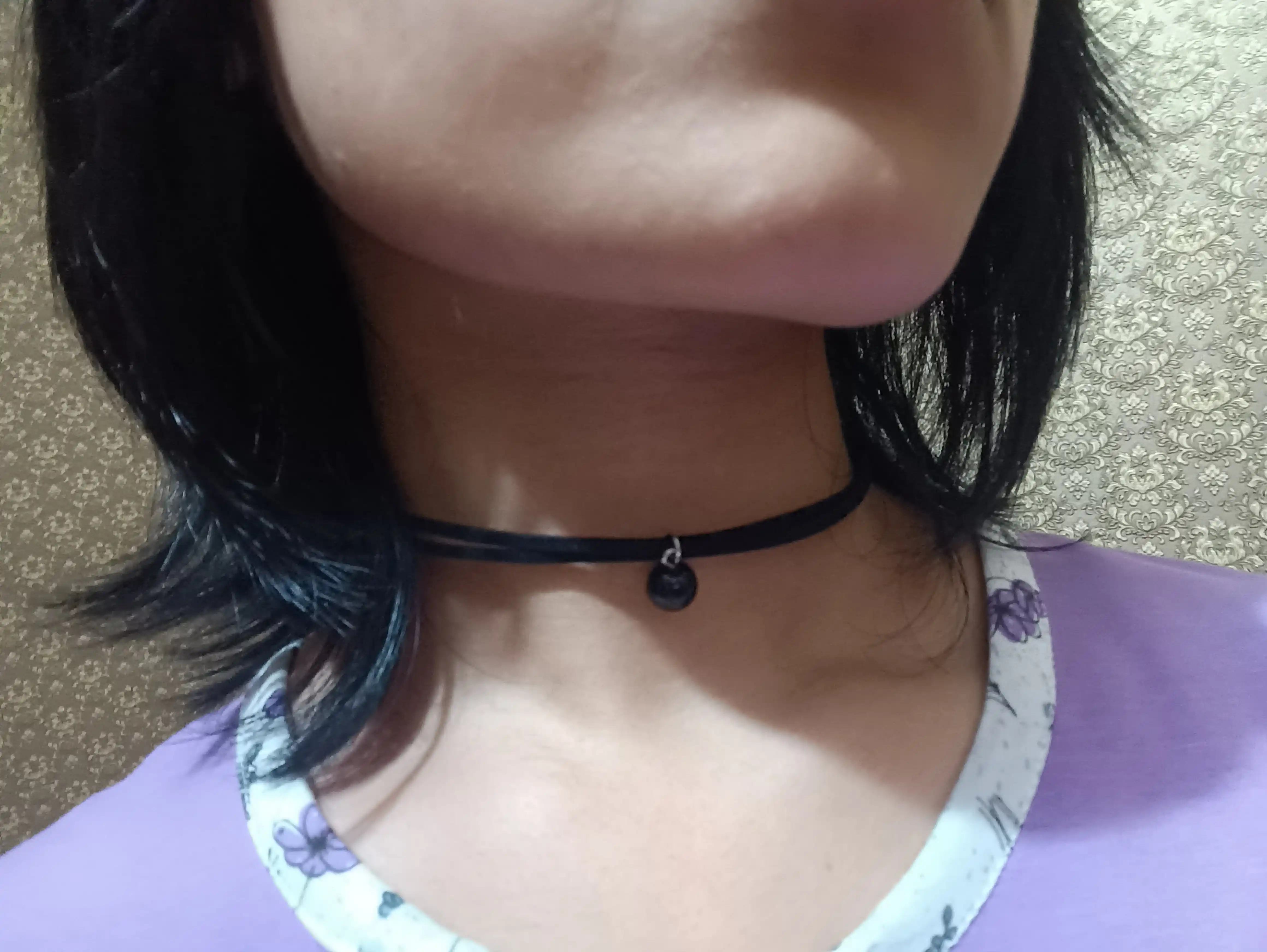Ayollar chokyeri — bo‘yin uchun zamonaviy taqinchoq