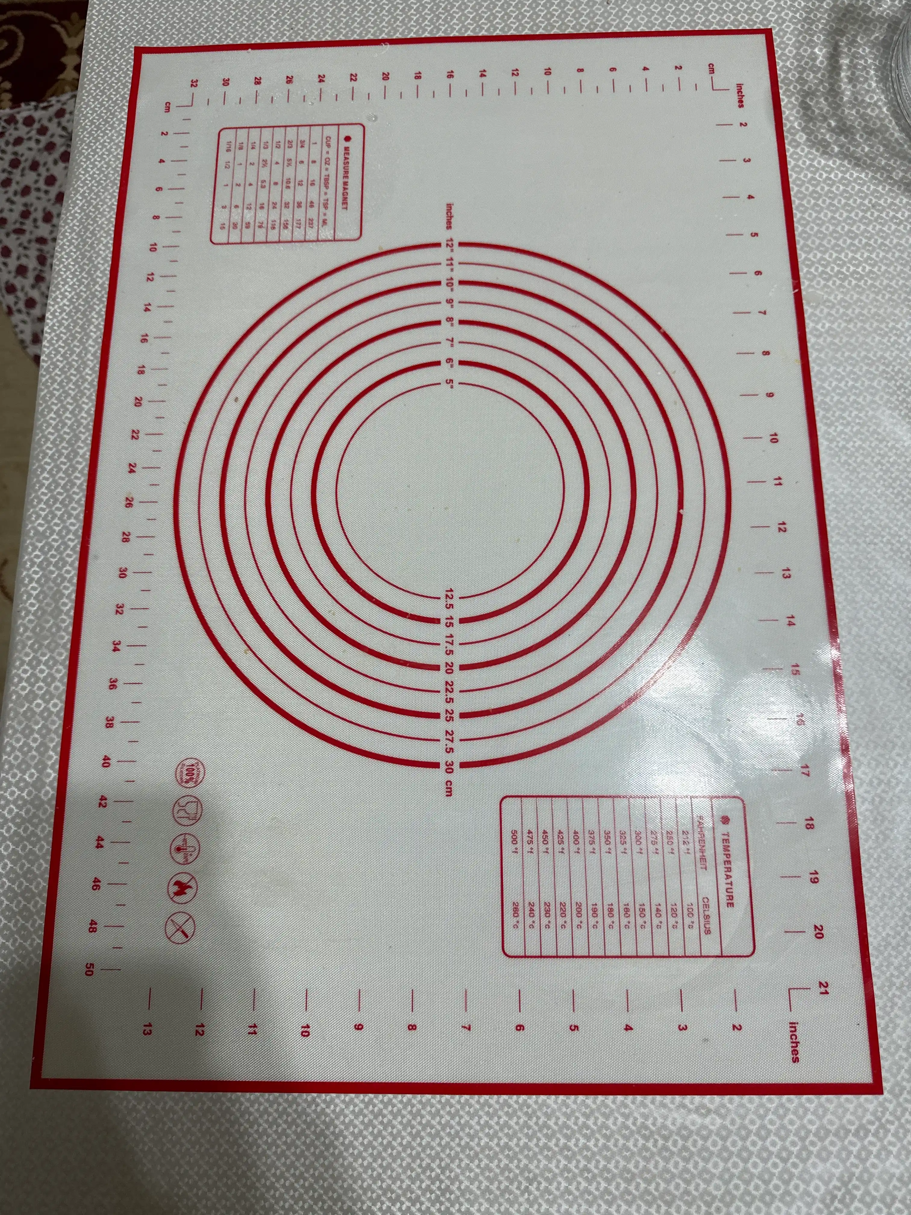 Силиконовый коврик для выпечки и раскатки теста 40 × 60 см