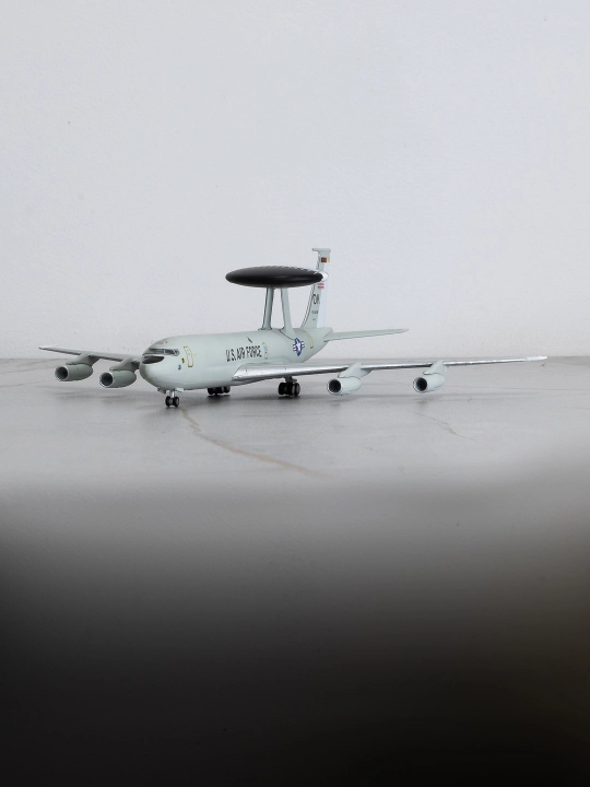 E-3 Sentry AWACS (Boeing 707) harbiy radiolokatsion samolyoti modeli, AQSH HHK 23 sm 1:200