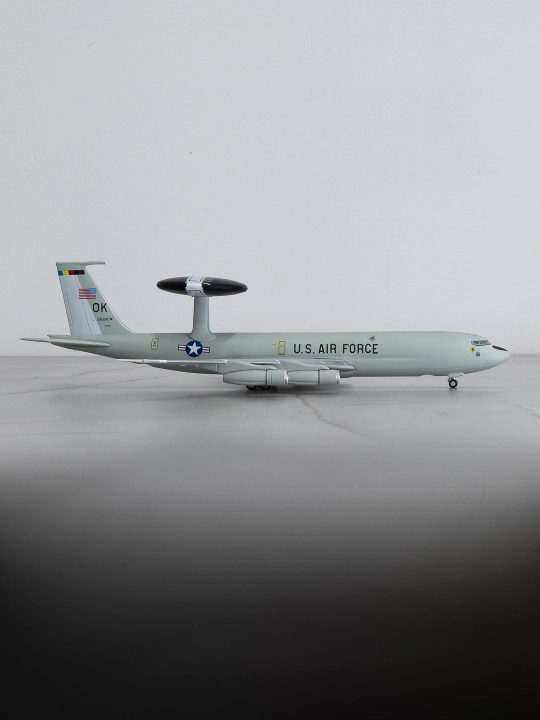 E-3 Sentry AWACS (Boeing 707) harbiy radiolokatsion samolyoti modeli, AQSH HHK 23 sm 1:200
