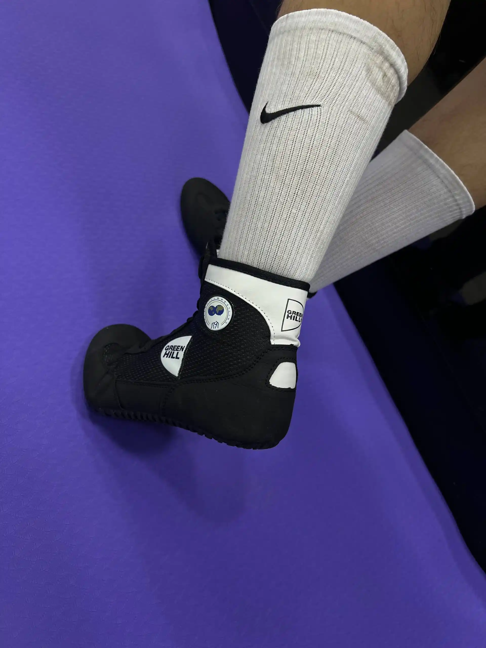 Barsovka va sambovka, kurash sambo, dzyudo va boshqa yakkakurash turlari uchun oyoq kiyimi