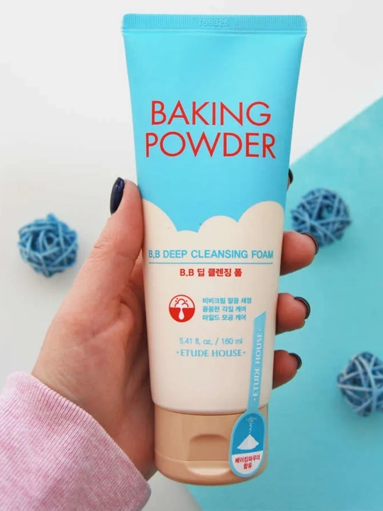 Etude House Baking Powder teshiklarni tozalovchi ko‘pik - 