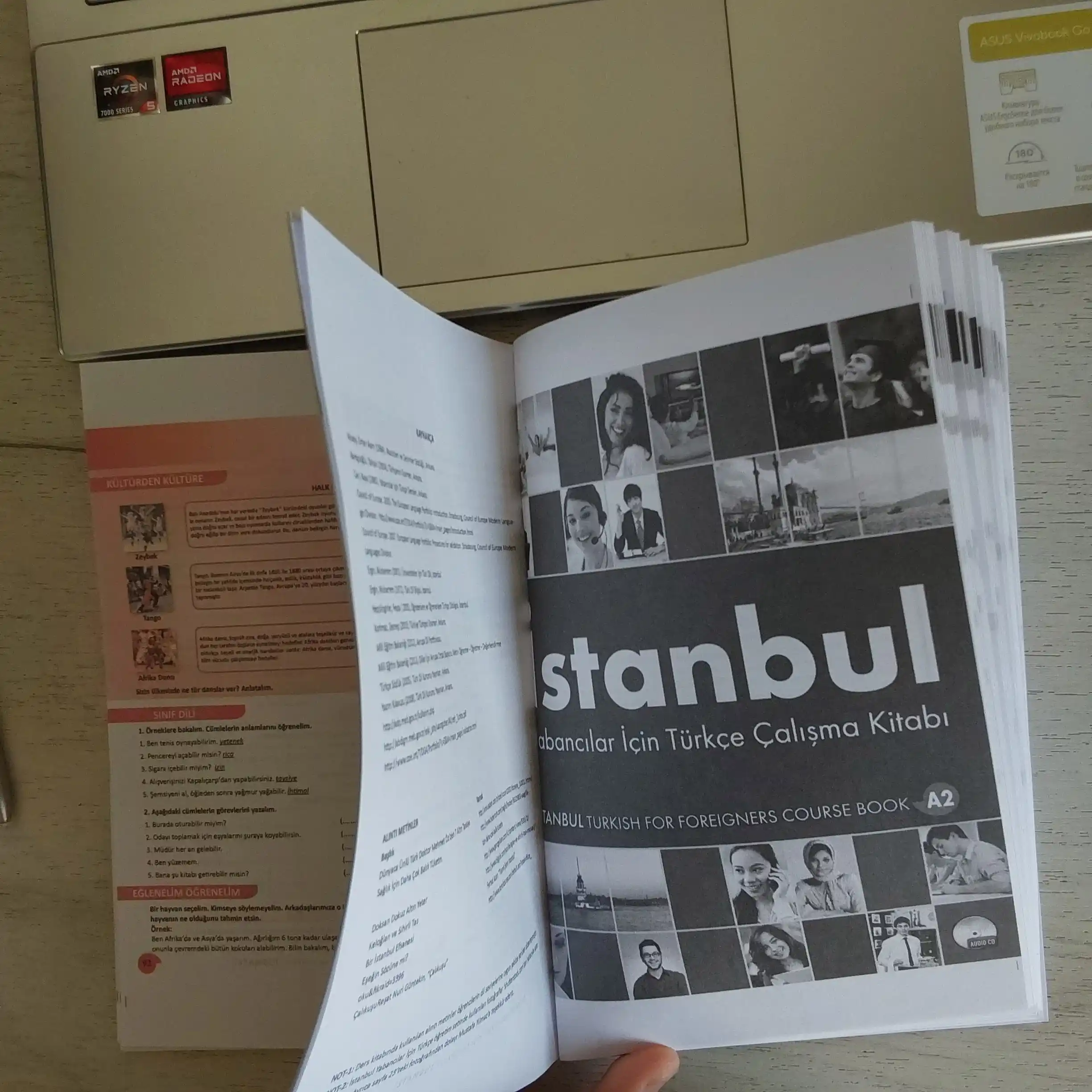 Istanbul — turk tili, A1–C1 darslik va mashq kitobi variantlari