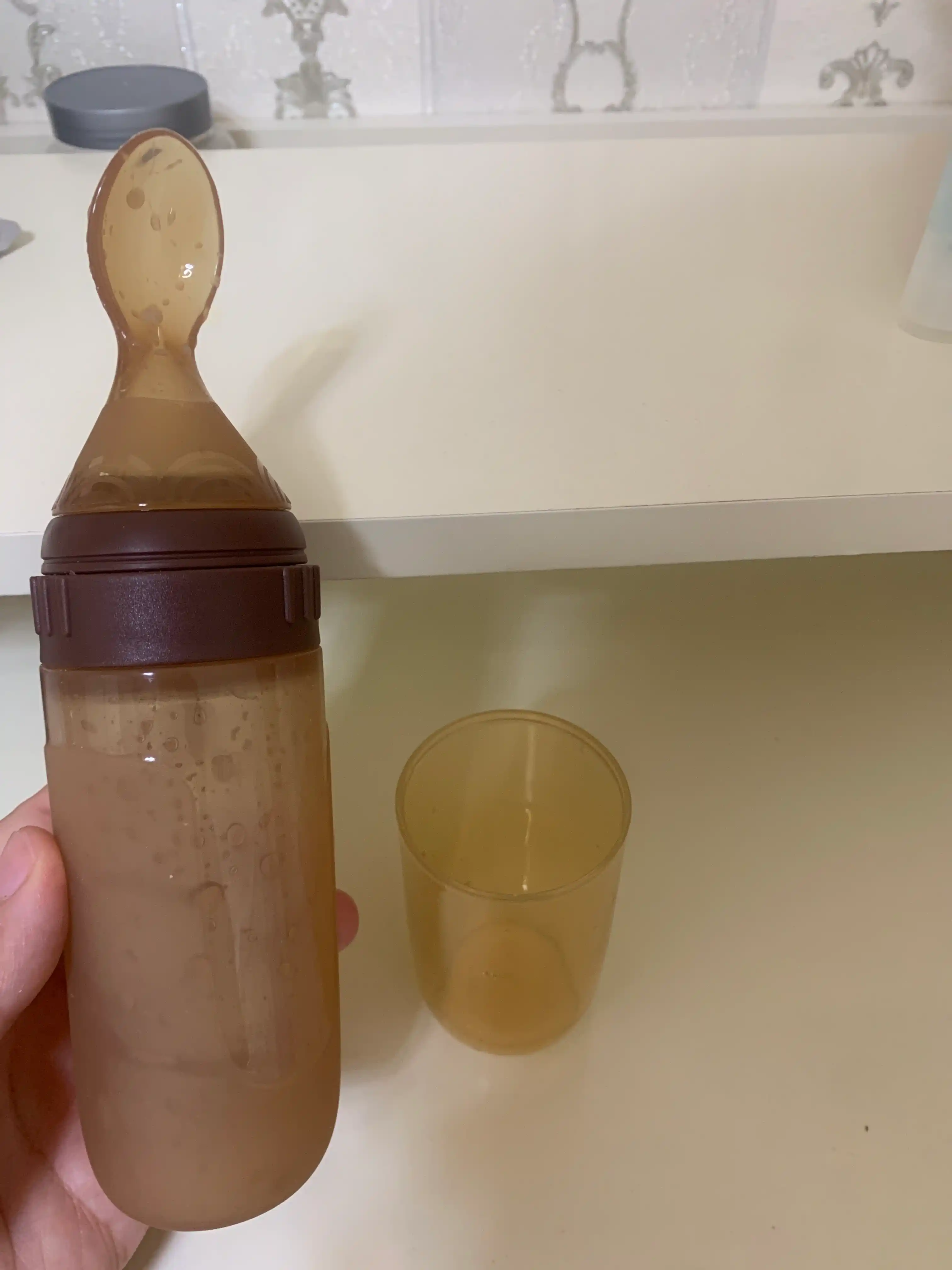 Meva pyuresi va pastasi uchun chaqaloqni oziqlantirish qoshig'i, qoshiqli dispenser
