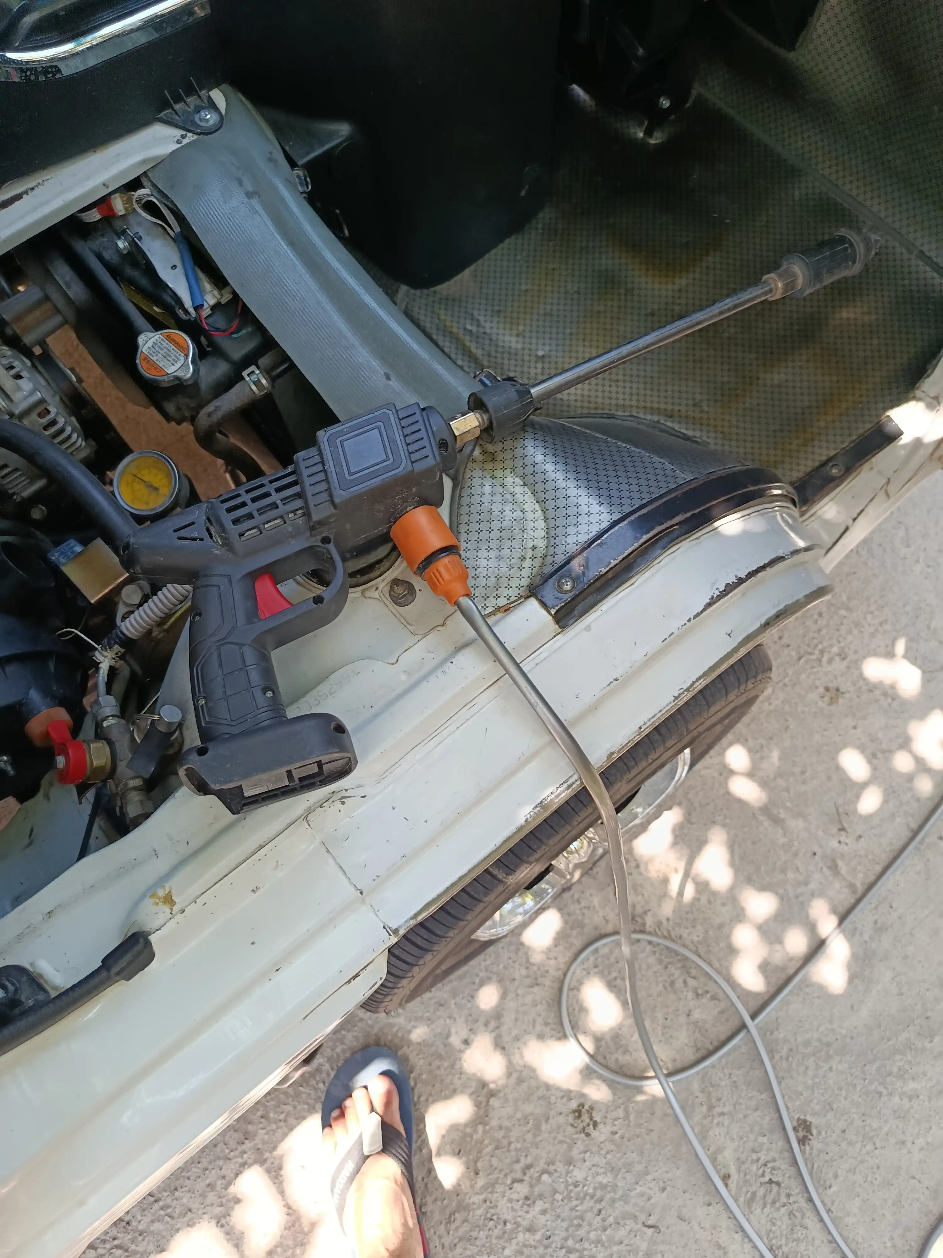 Uyda mashinalarni yuvish uchun simsiz mini-moyka, 48 V, mini moyka