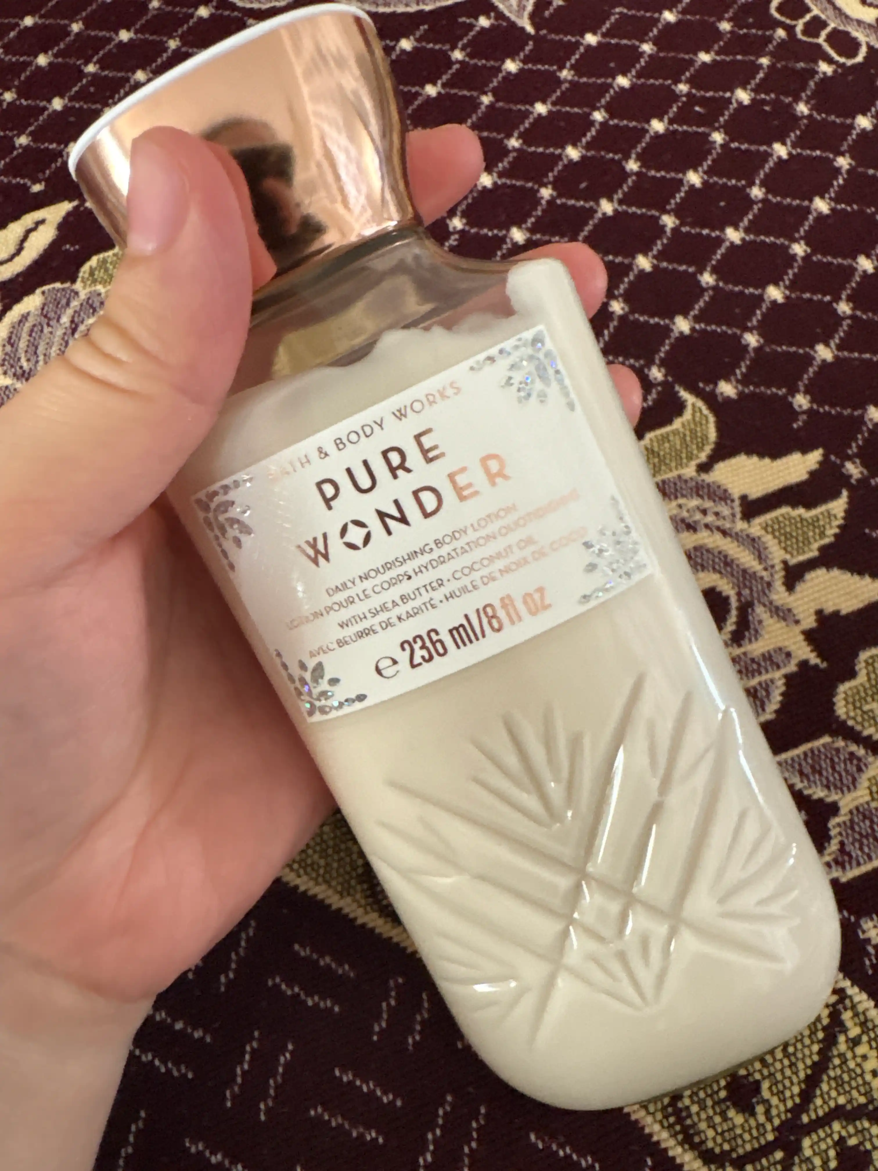 Лосьон для тела Bath & Body Works, парфюмированный, стойкий, 236 мл