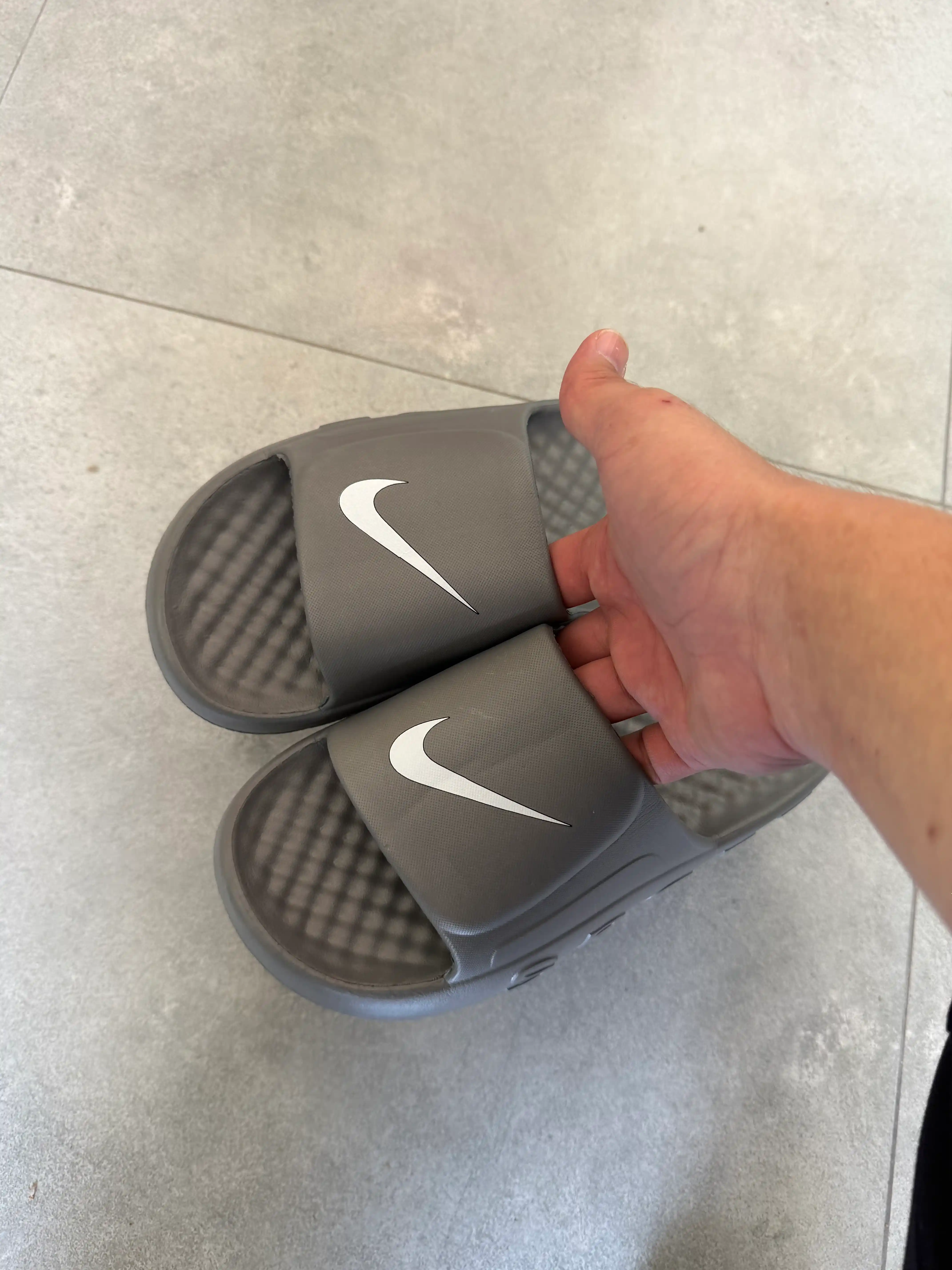Erkaklar shippagi, yozgi poyabzal, yumshoq shifer, ko‘cha shippagi, yengil tagcharm 41-44