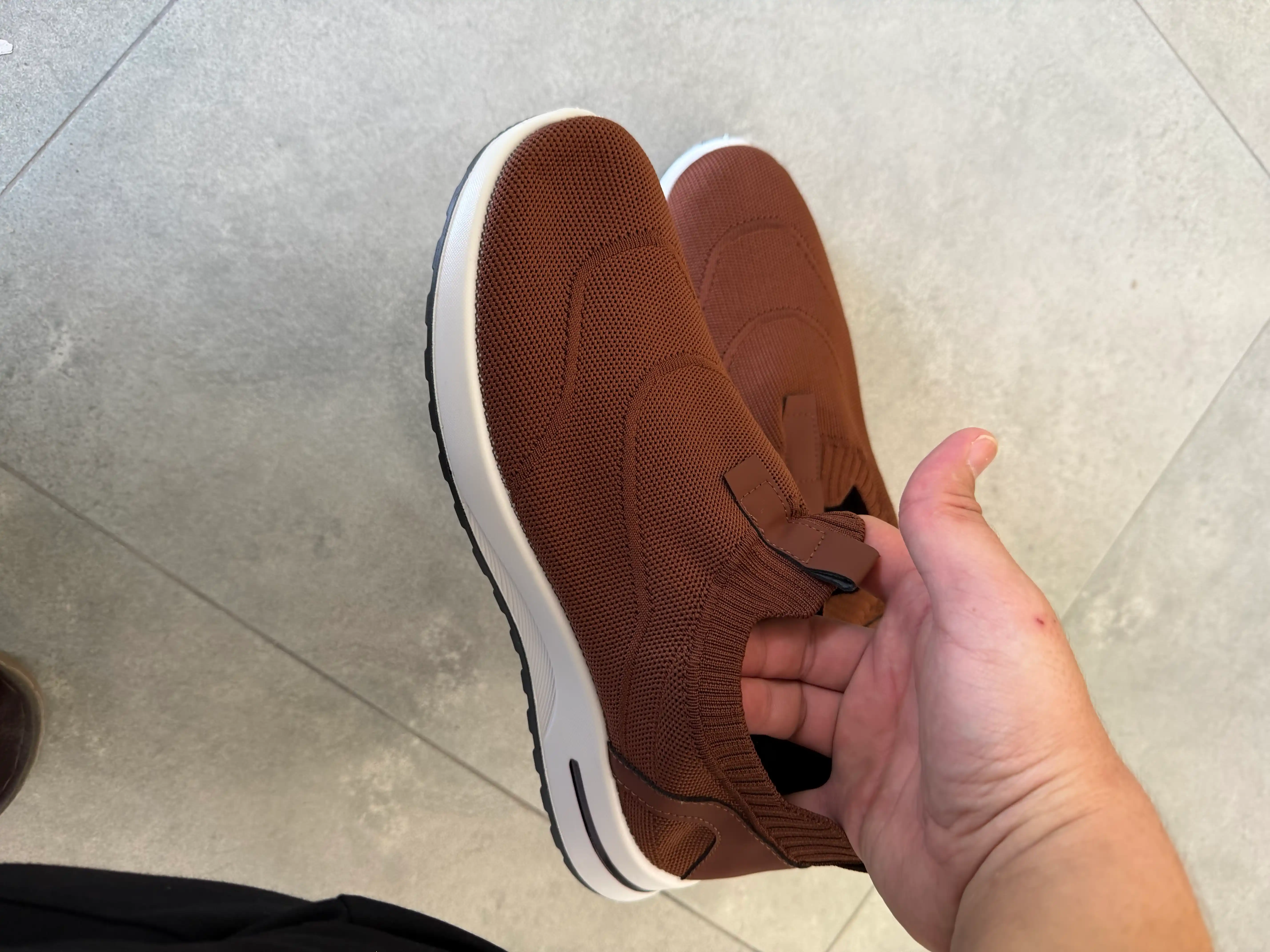 Erkaklar sliponlari, erkaklar krossovkalari, erkaklar poyabzali, 39-44