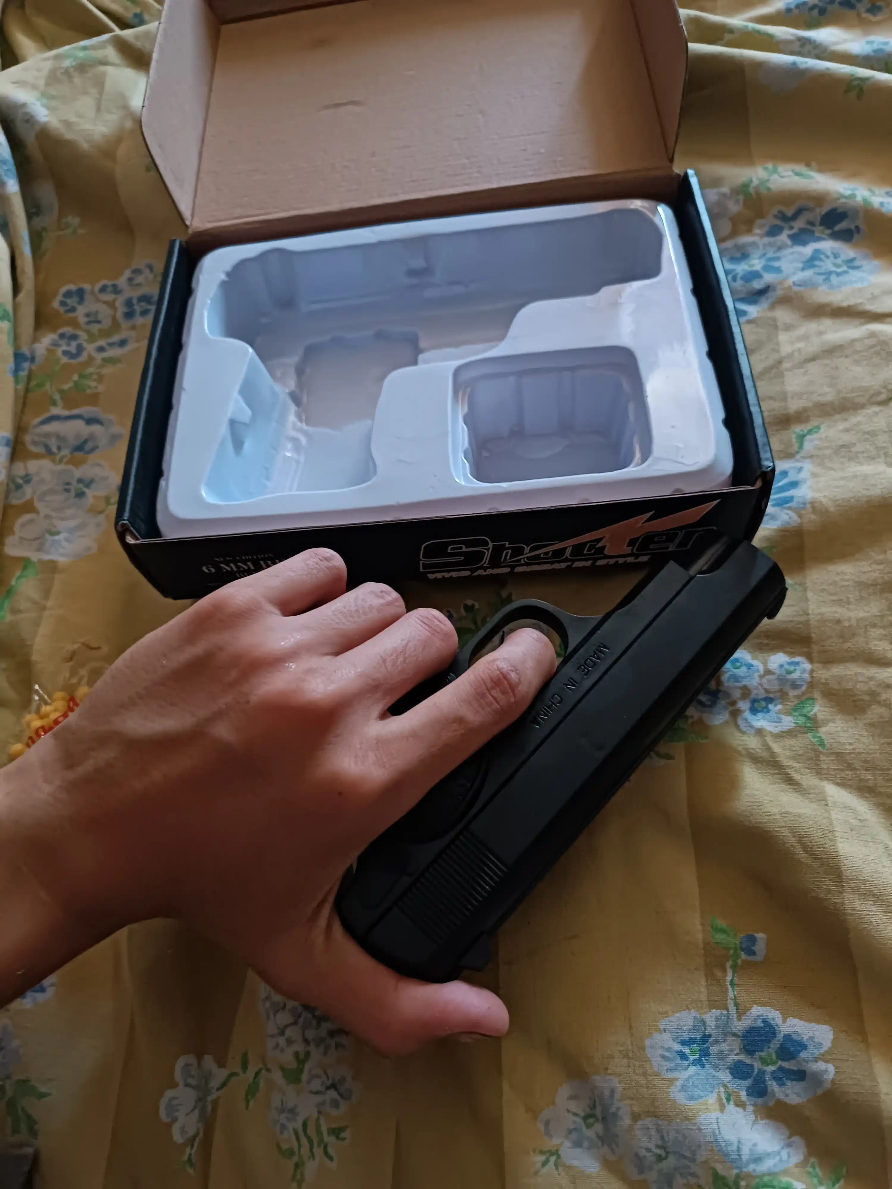 Игрушечный пистолет M17, металлический корпус, пульки 6 мм