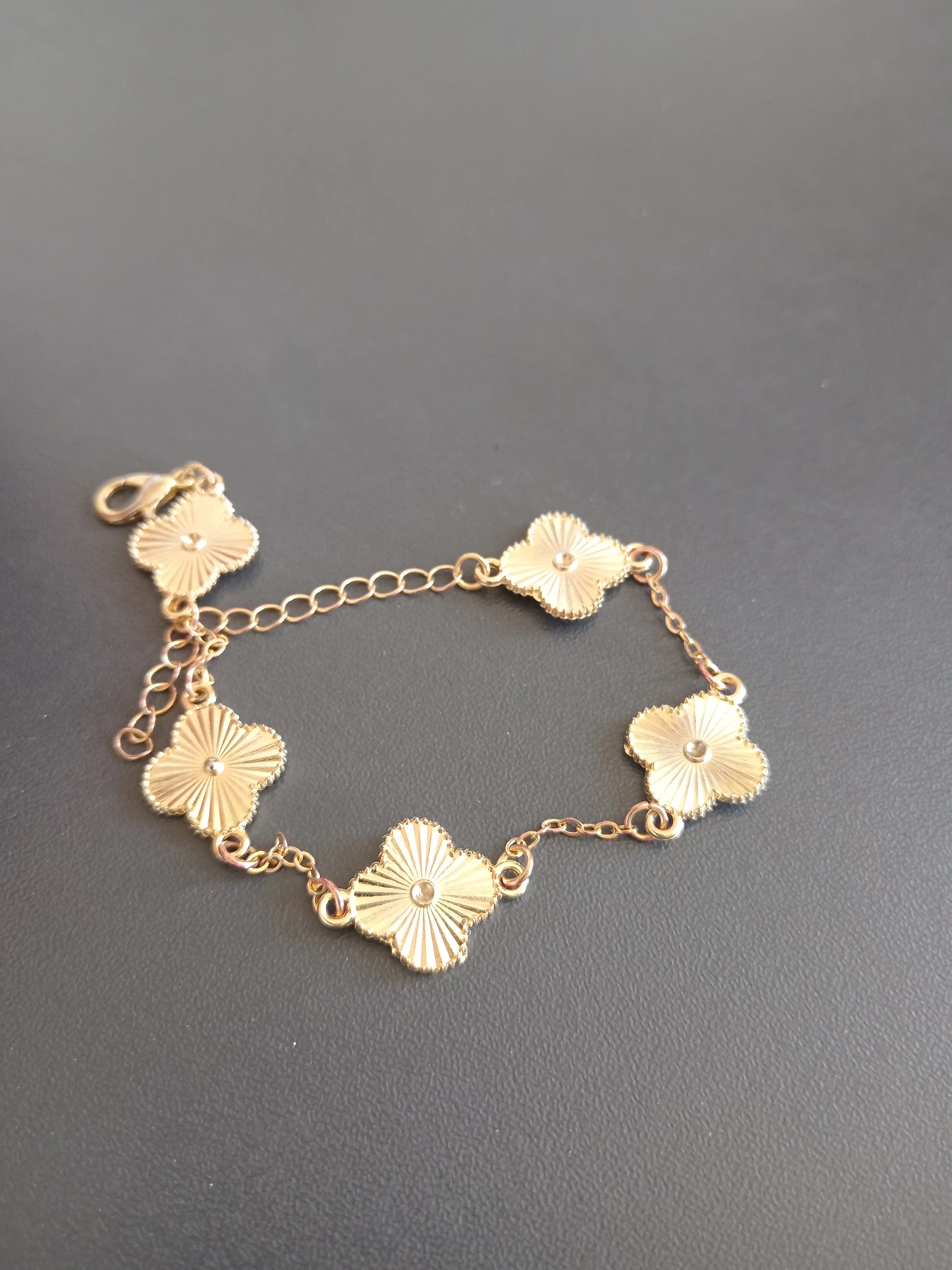 Браслет Van Cleef для женщин и девушек — не темнеет, цвет не меняется