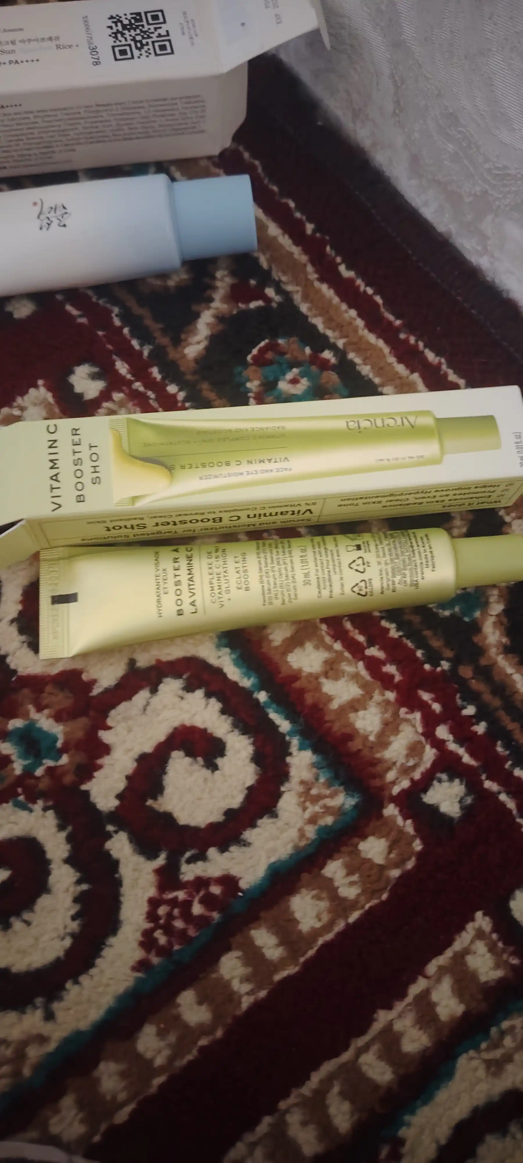 Arencia Vitamin C Glow Serum — teri rangini tekislovchi vitaminli zardob