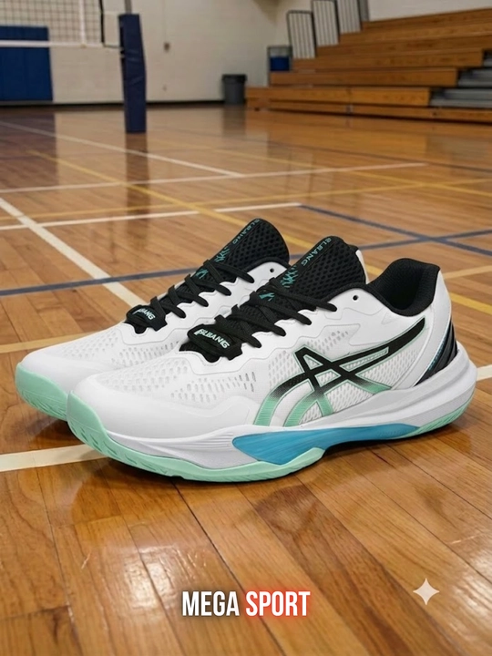 Кроссовки ASICS для зальных видов спорта: волейбол, бадминтон, настольный теннис