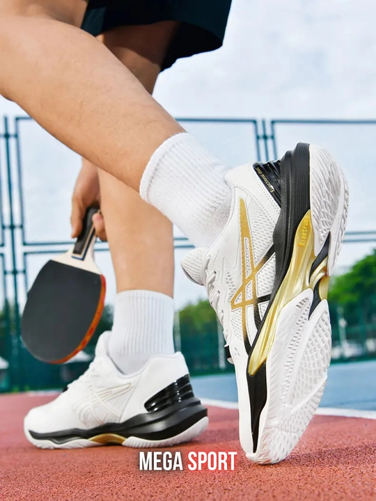 Кроссовки ASICS для зальных видов спорта: волейбол, бадминтон, настольный теннис