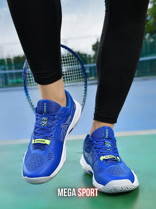 Кроссовки ASICS для зальных видов спорта: волейбол, бадминтон, настольный теннис