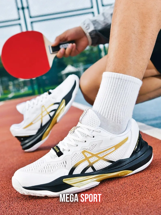 Кроссовки ASICS для зальных видов спорта: волейбол, бадминтон, настольный теннис