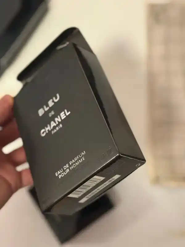 Bleu de Chanel  100 мл мужской аромат, стойкость 1–2 дня, духи унисекс