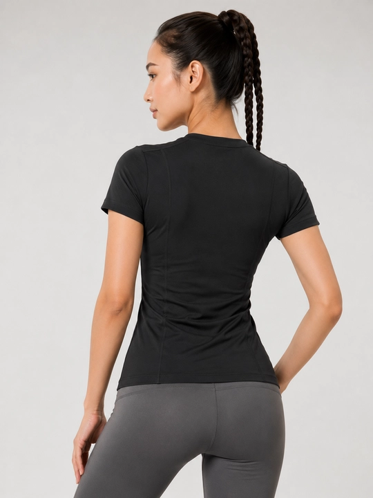 Fitnes uchun Slimfit FITMUSE ayollar futbolkasi, sport uchun ayollar kompression rashgardi