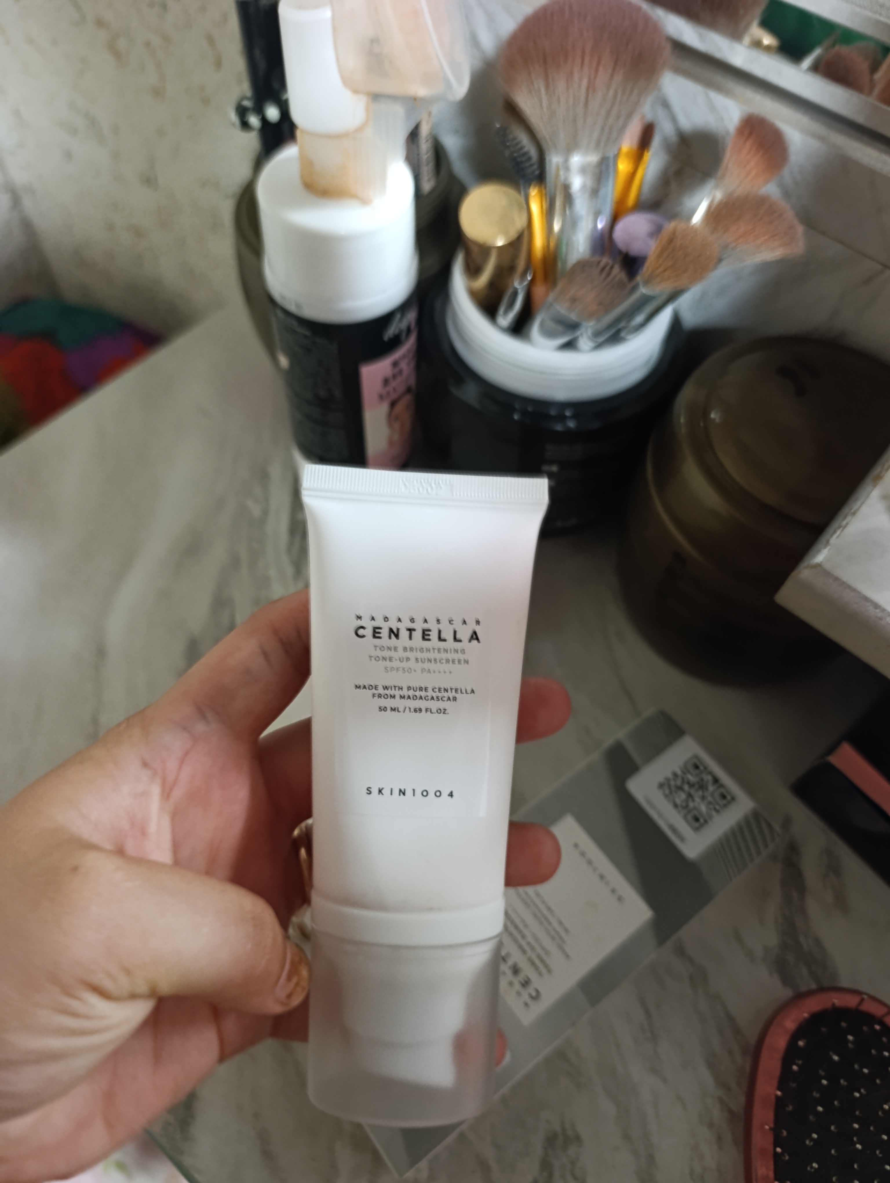 Quyoshdan krem SKIN1004 Madagascar Centella Hyalu-Cica Water-Fit SPF50/PA++++, 50 ml