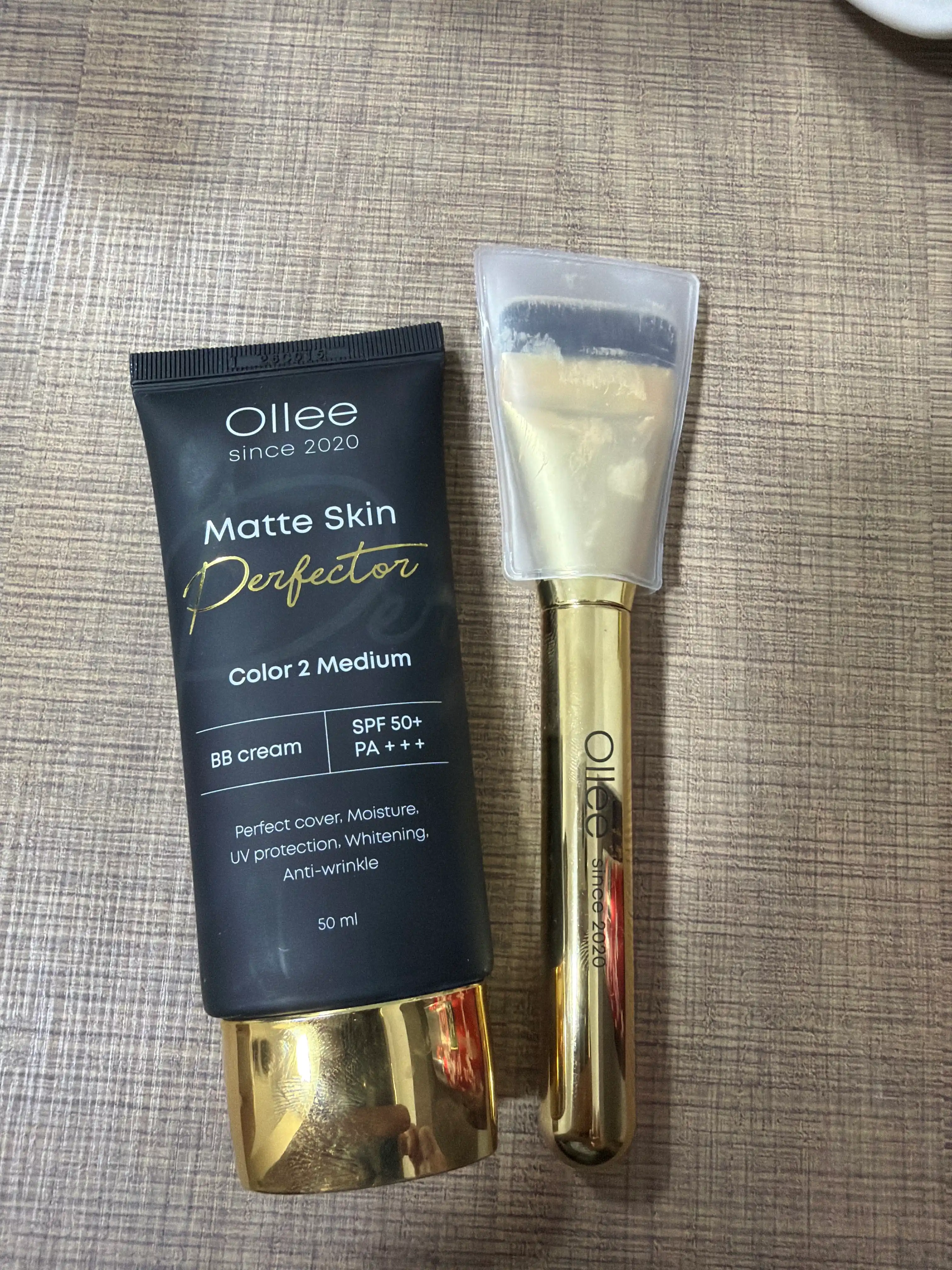 Quruq, normal va aralash teri uchun OLLEE SPF50+ BB-xiralashtiruvchi kremi, 50 ml