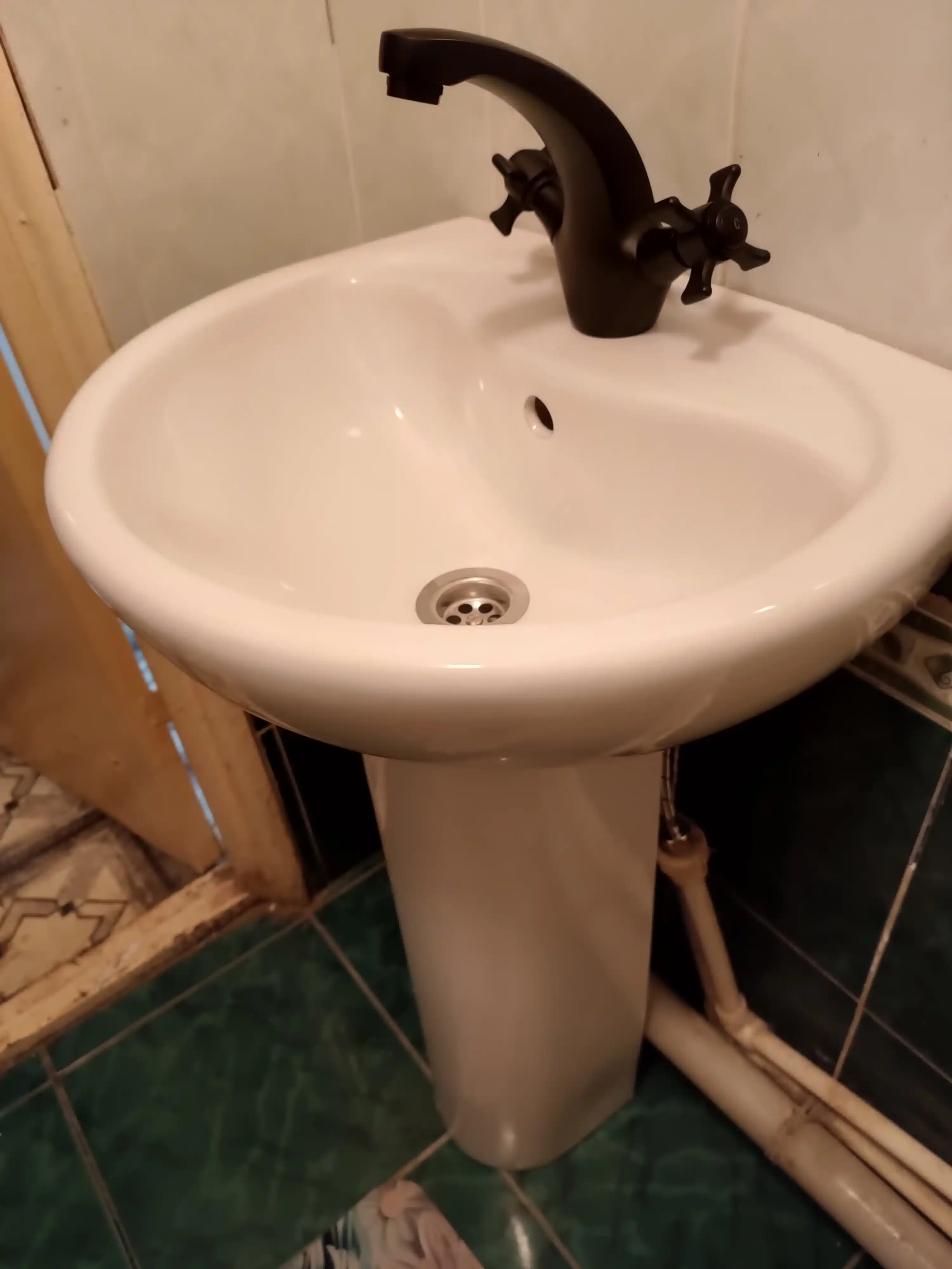 KERAMIK poydevorli rakovinalar, vannaxona uchun rakovina, qo‘l yuvgich, yuvish moslamasi