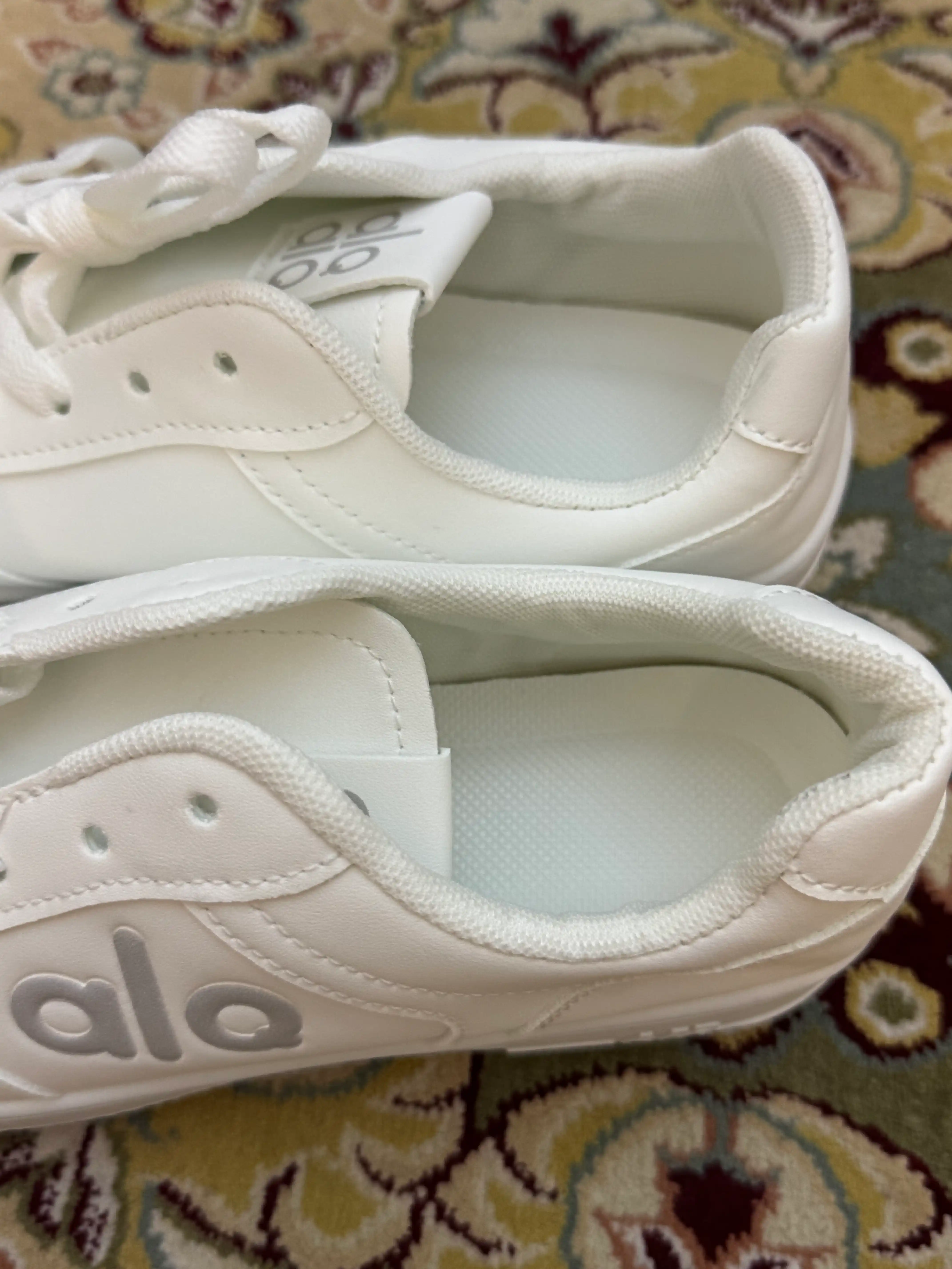 ALQ Classic ayollar kedalari – kundalik krossovkalari