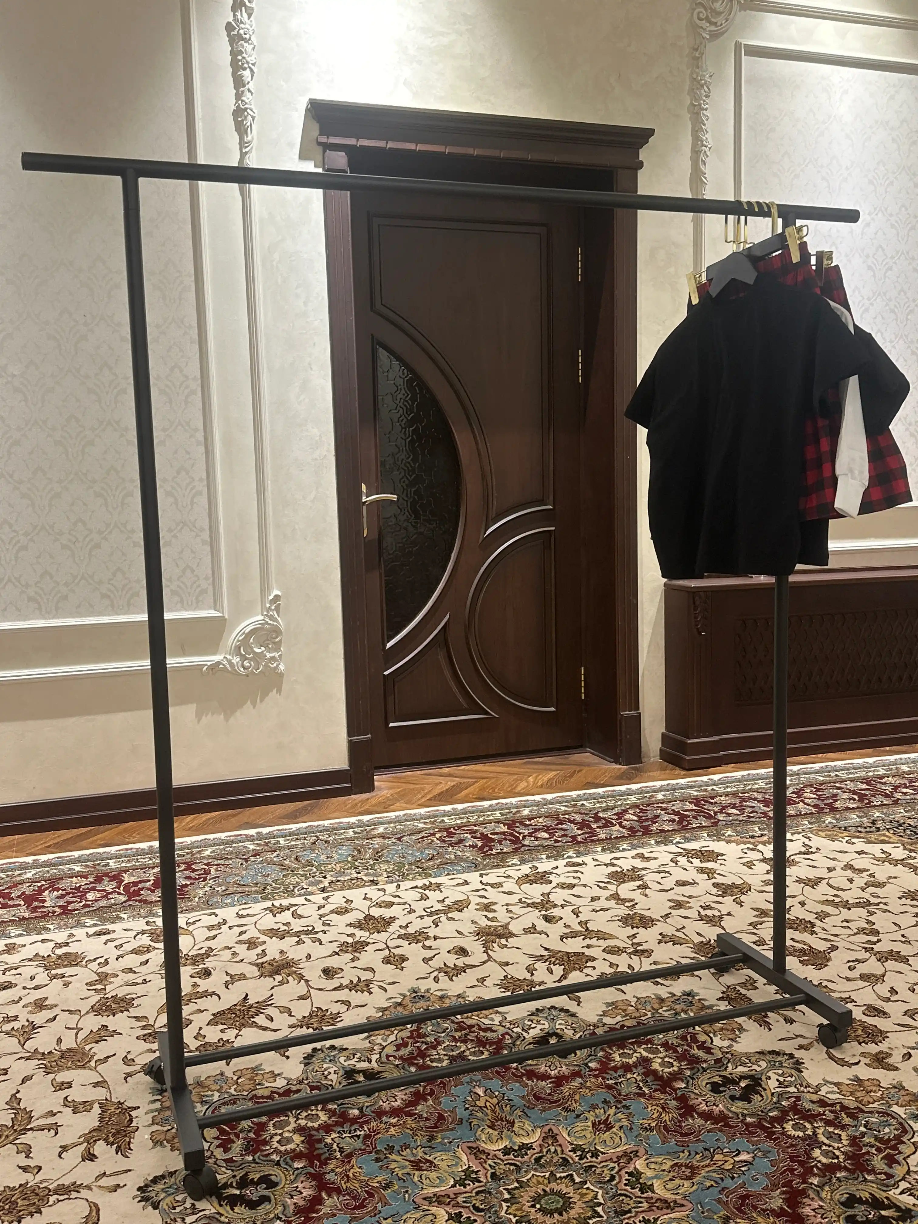 Вешалка напольная для одежды, с обувницей, на колесиках, металлическая
