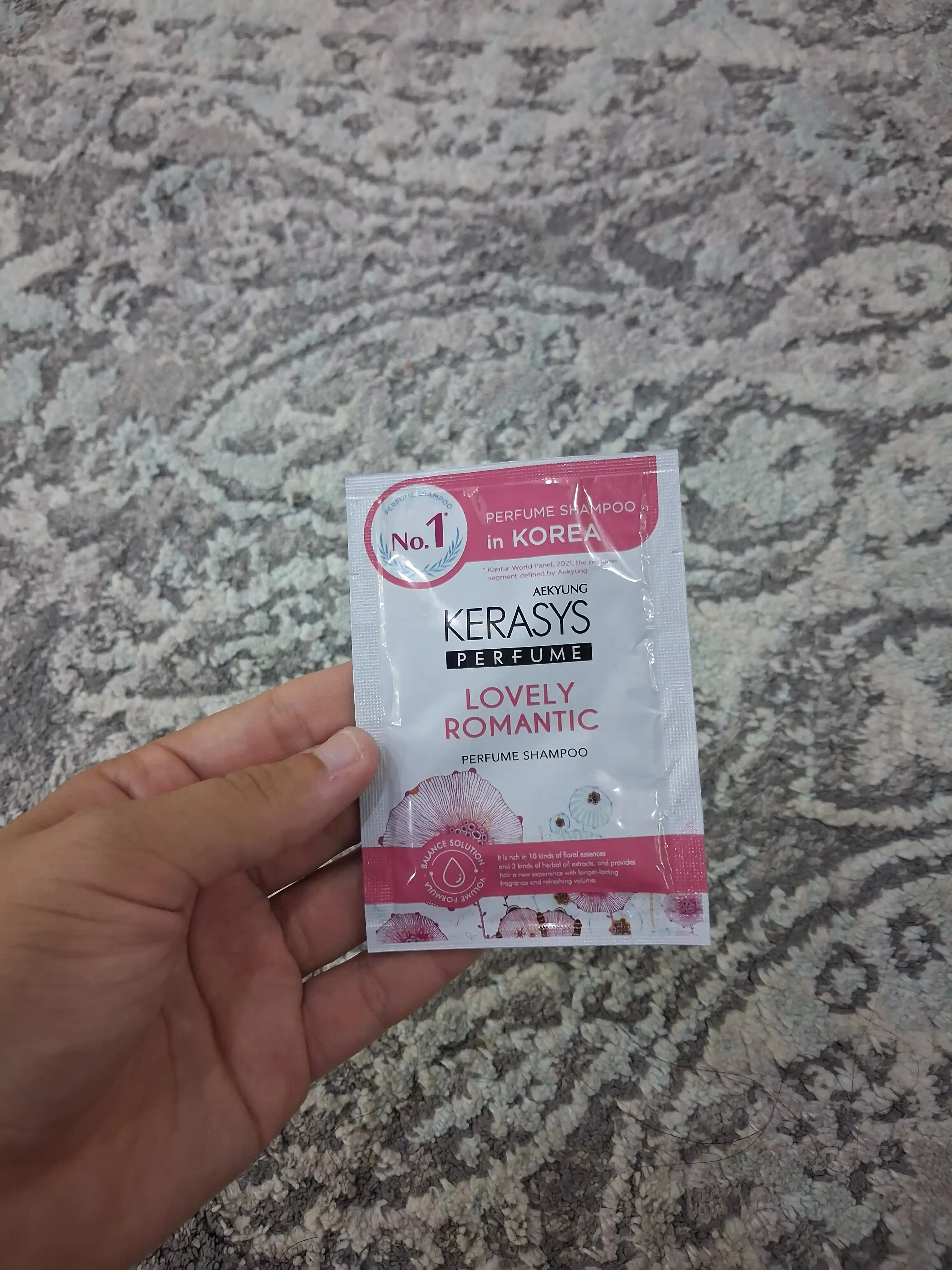 Quyoshdan himoya qiluvchi krem Jigott Collagen, Tea tree sunscreen SPF 50+ PA++++ 70 ml