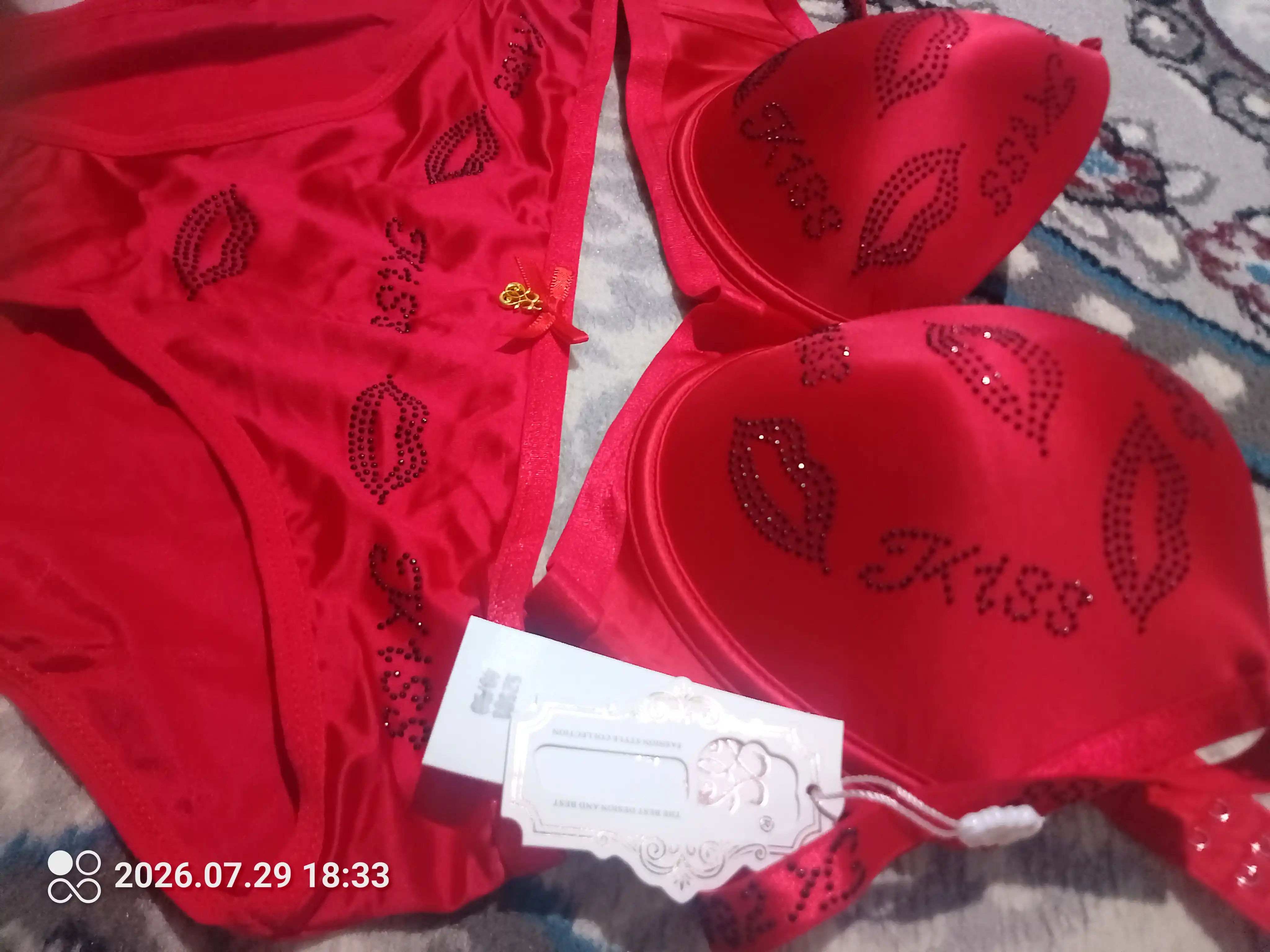 Ayollar ichki kiyimlari, tungi kiyimlar ayollar, trusik, byustgalter, choksiz