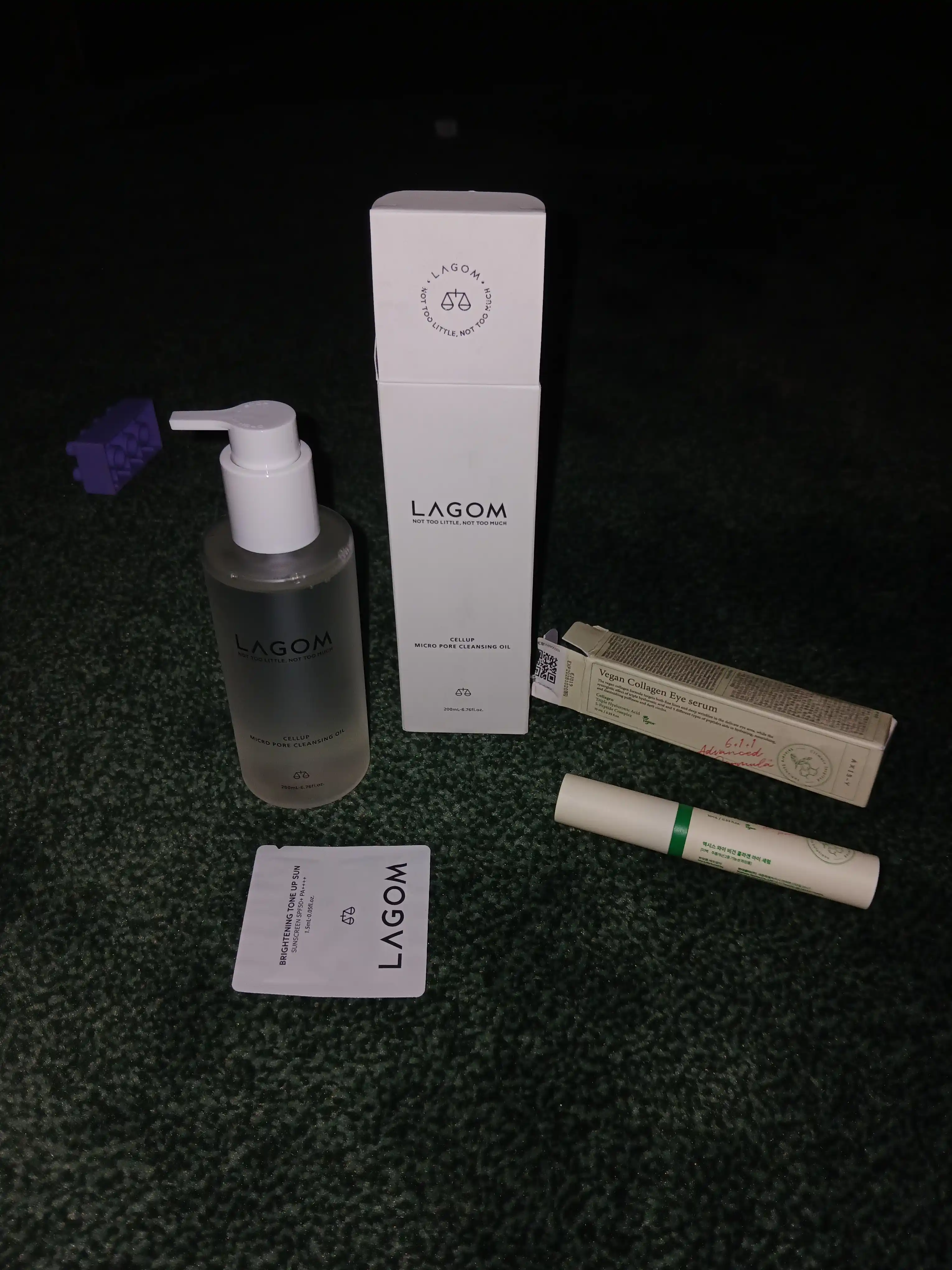 LAGOM — Gidrofil yog‘ makiyaj, SPF va sebumni tozalovchi, 200 ml