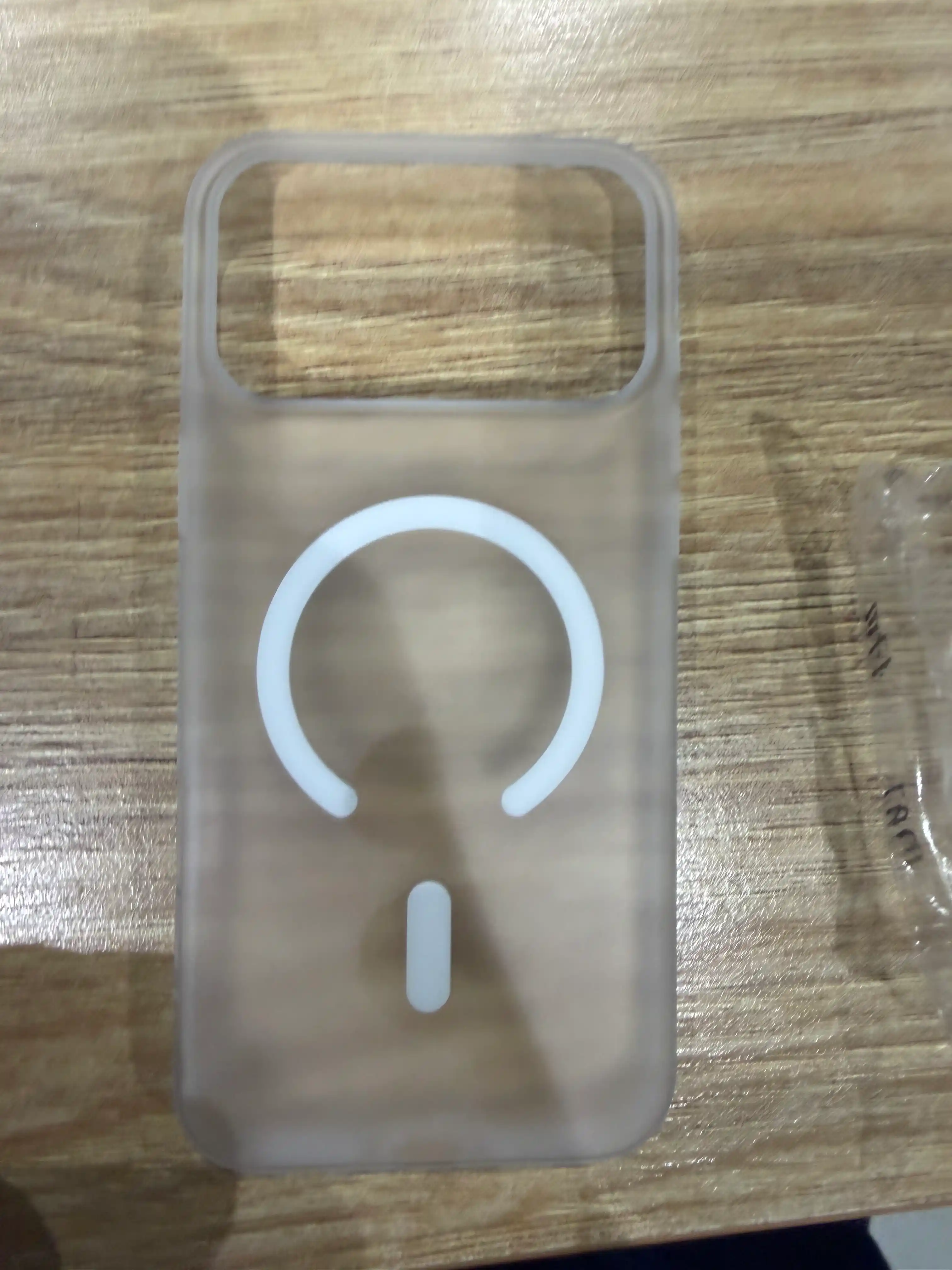 IPhone 15, 16, 17, 18 Pro, Max, Plus uchun shaffof, silikon g‘ilof